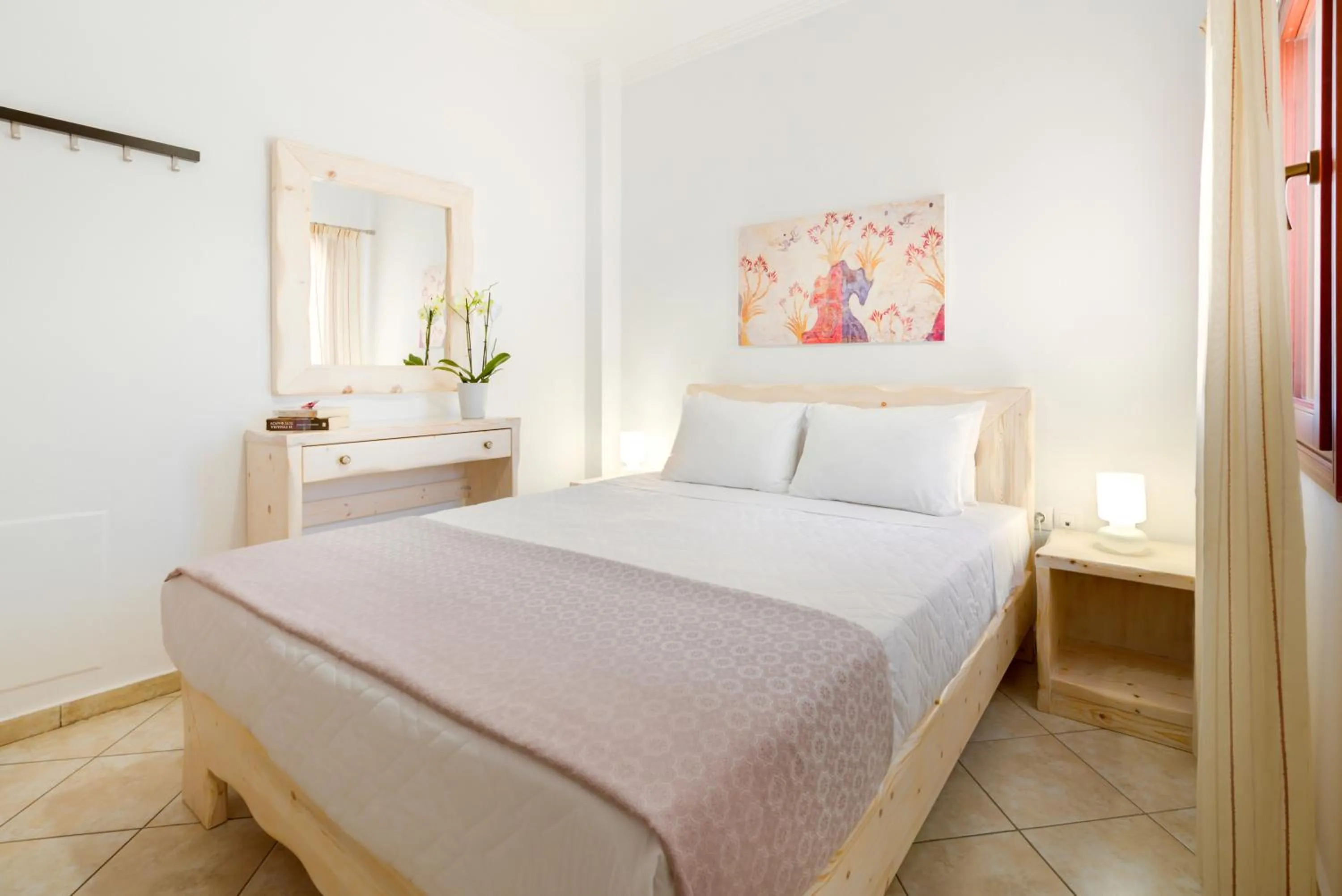 Bedroom in Akrotiri Apartments