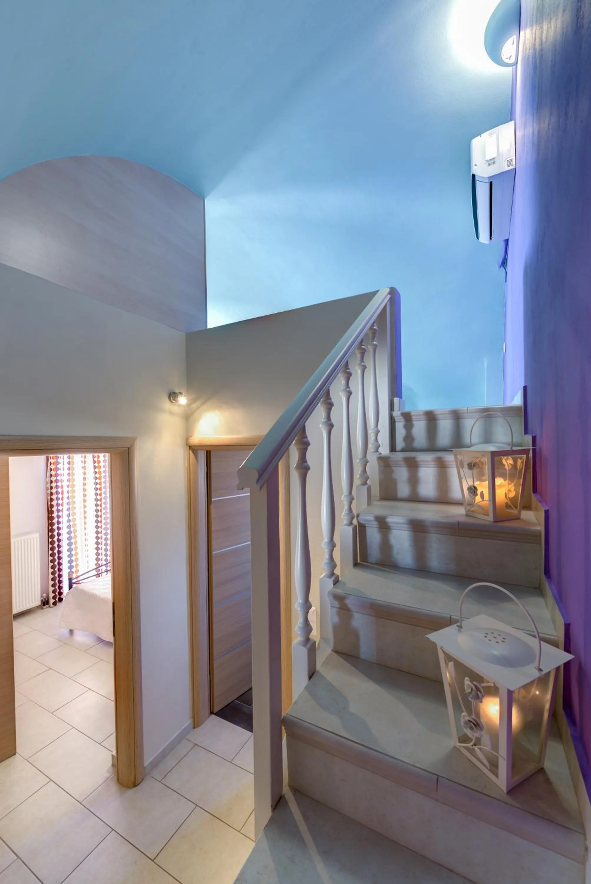 Bedroom in Akrotiri Apartments