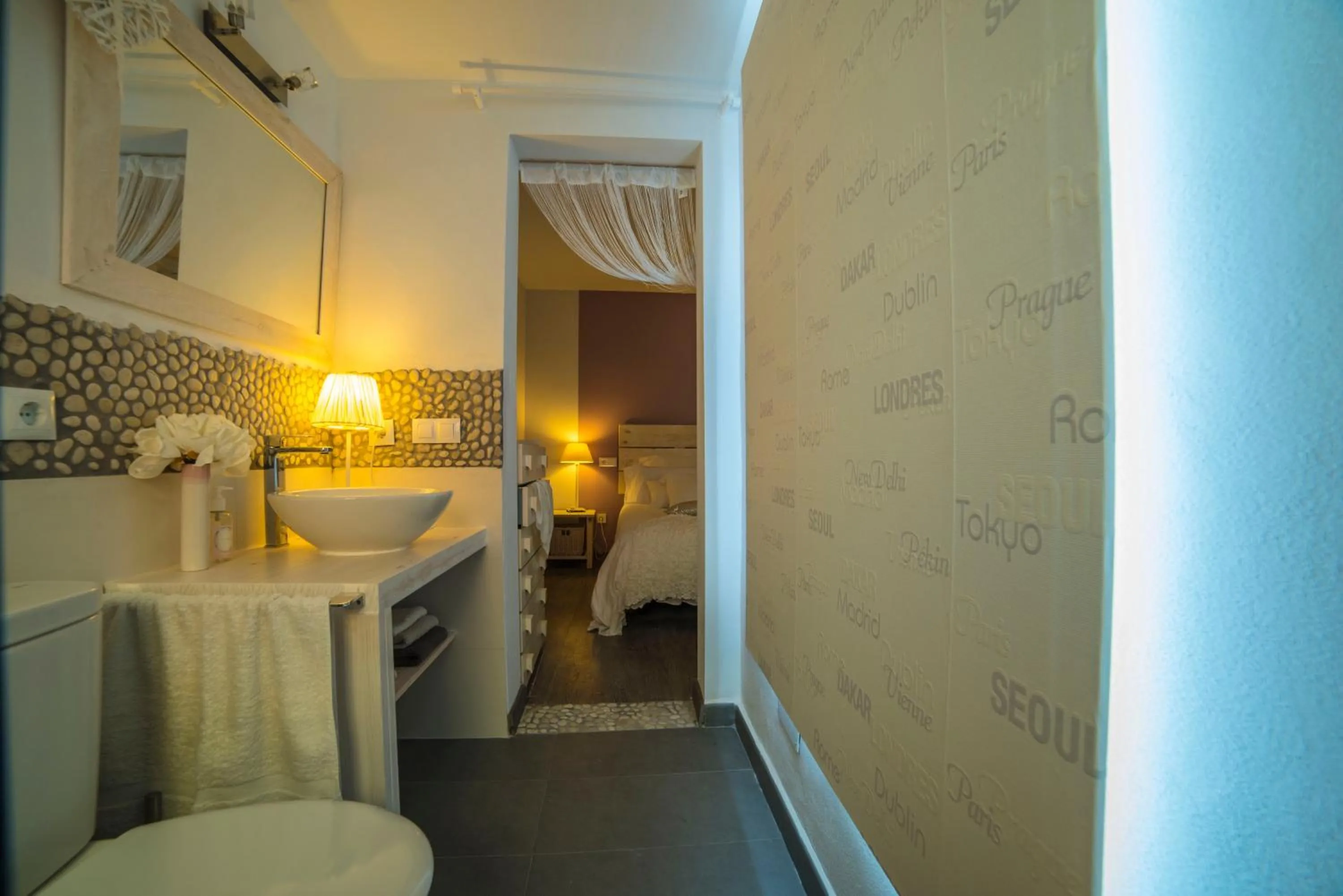 Shower in Fonoll Mari