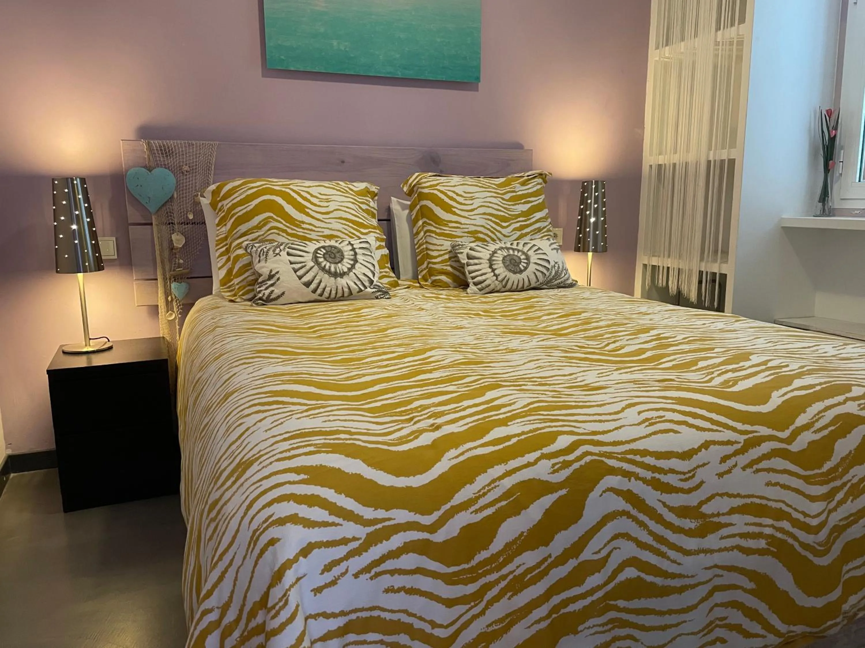 Bed in Fonoll Mari