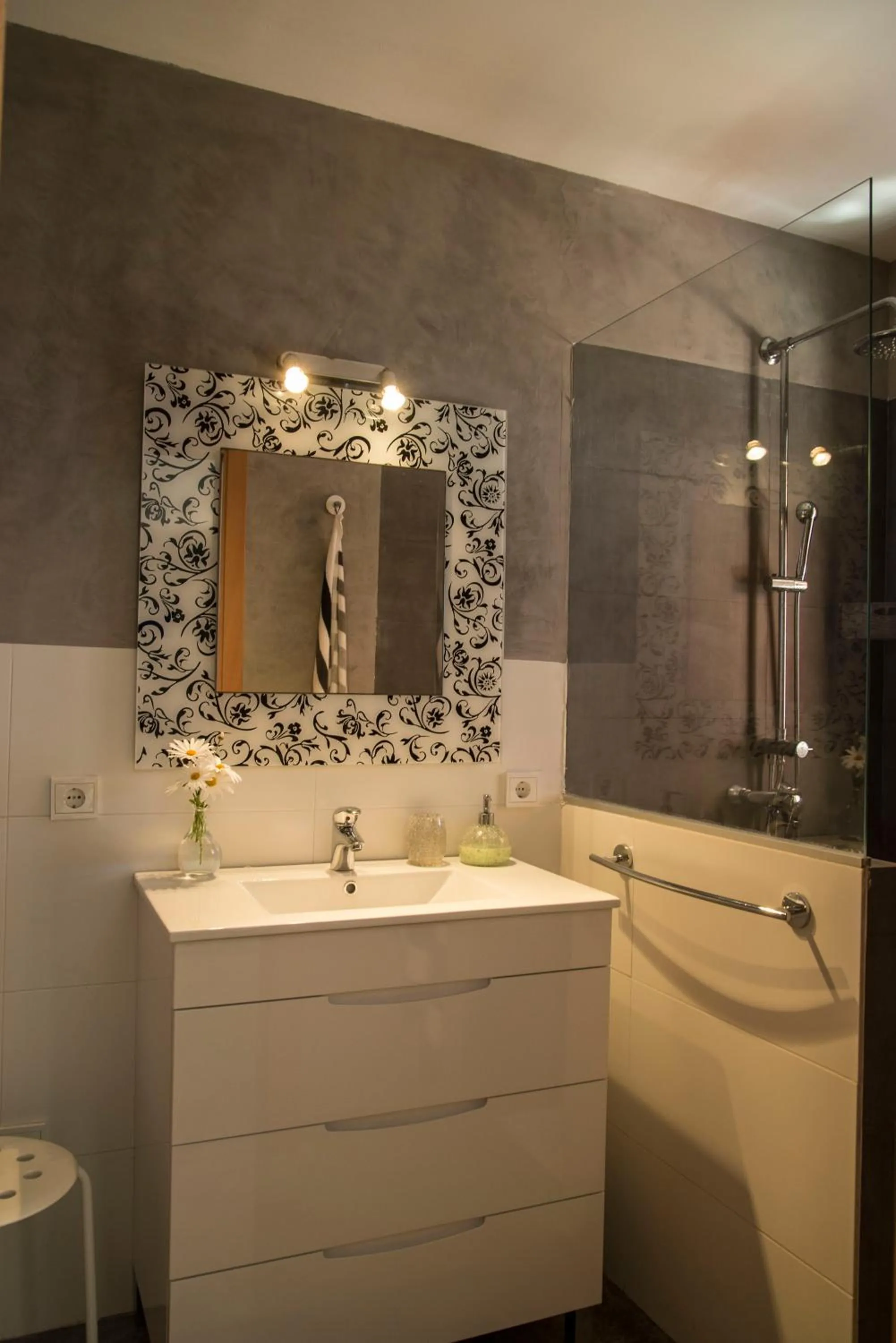 Shower in Fonoll Mari
