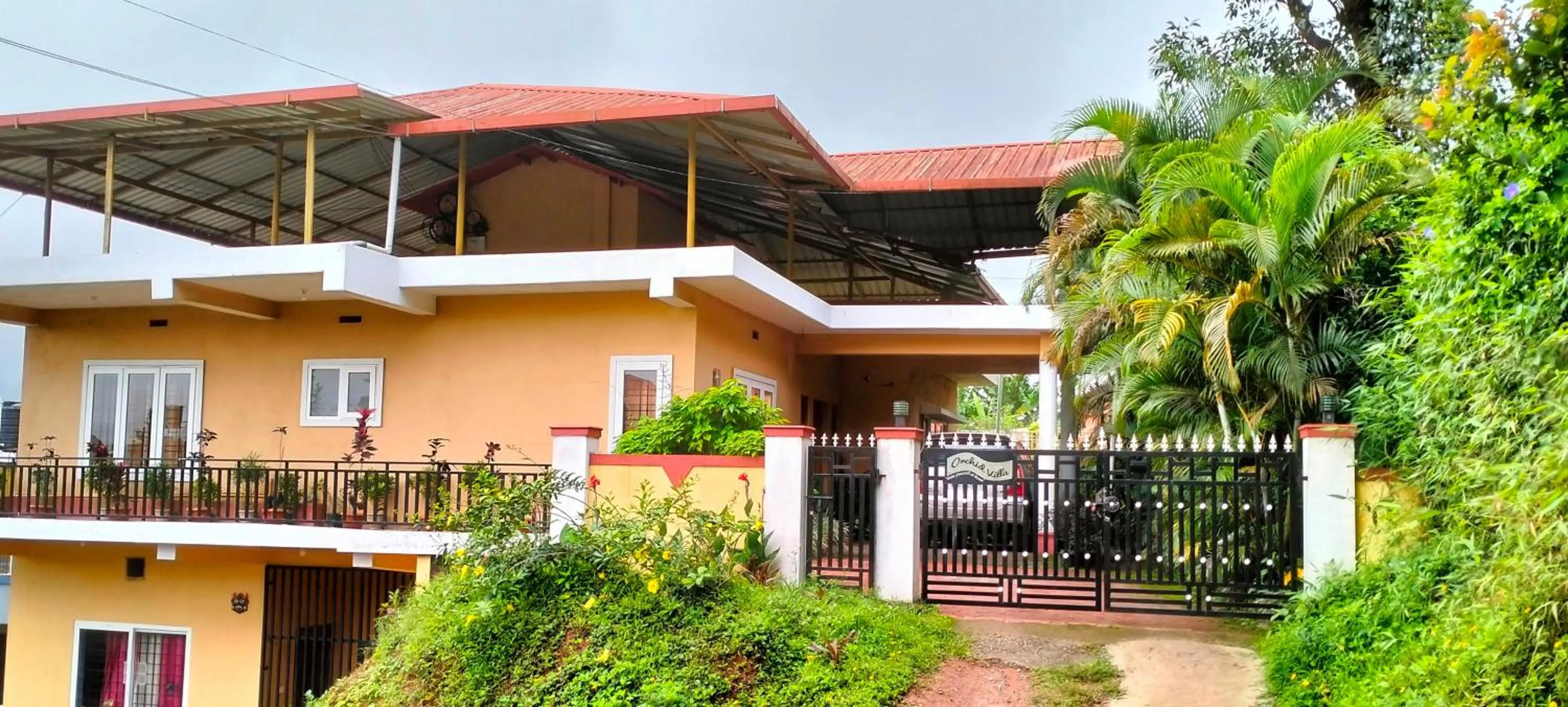 Property building in Holidayincoorg Orchid Villa