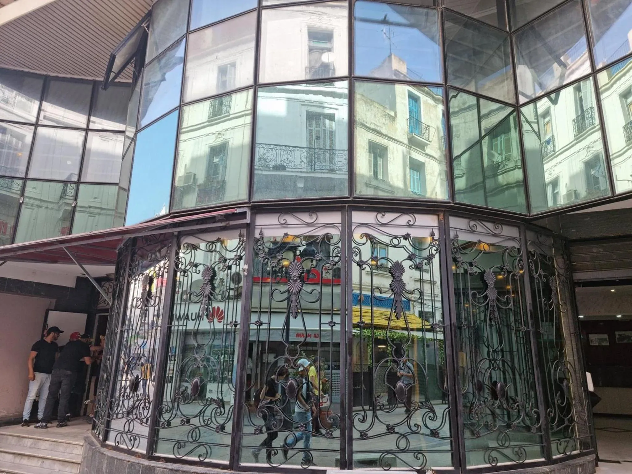 Facade/entrance in Hotel Tunisie Confort