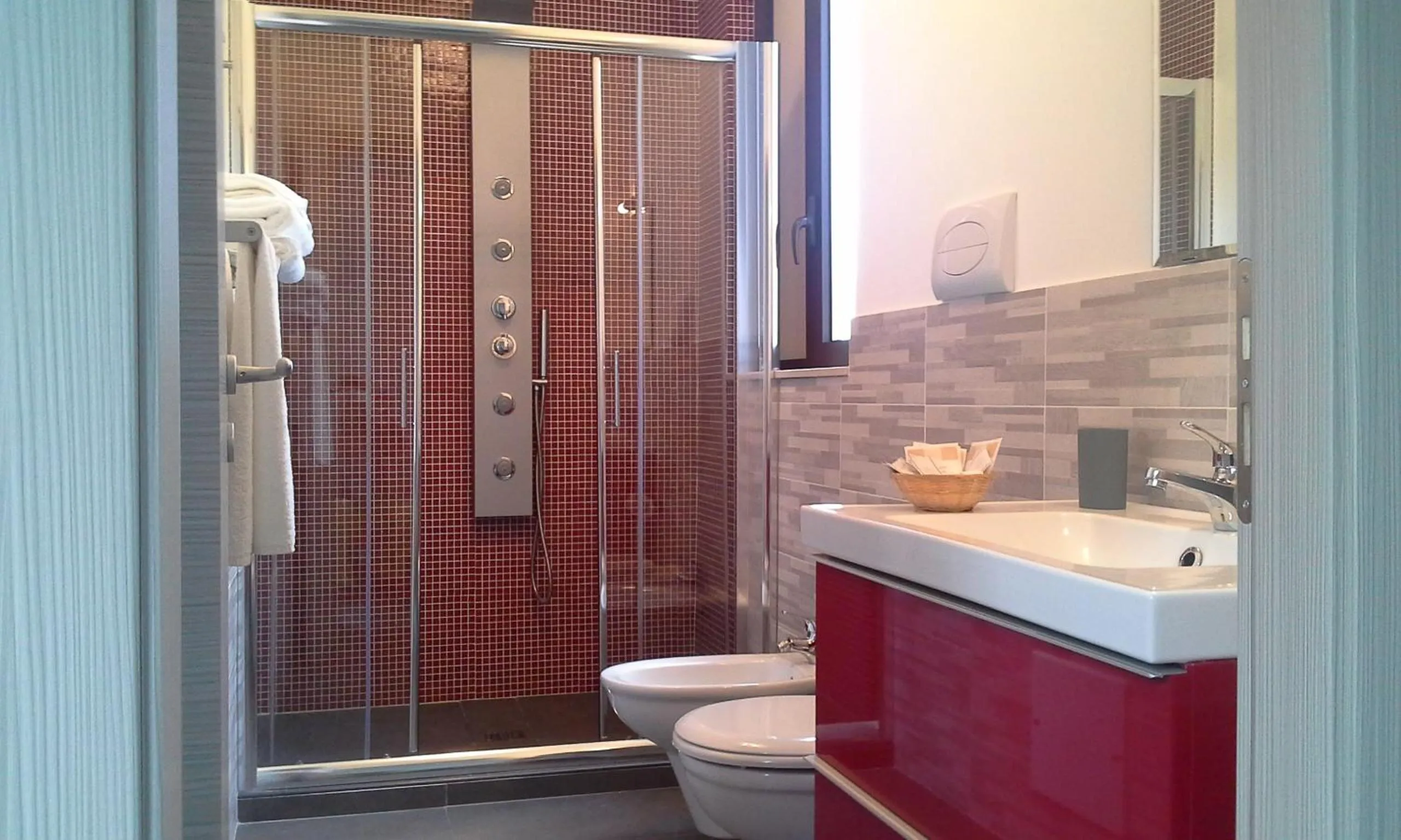 Bathroom in La cage aux folles B&B