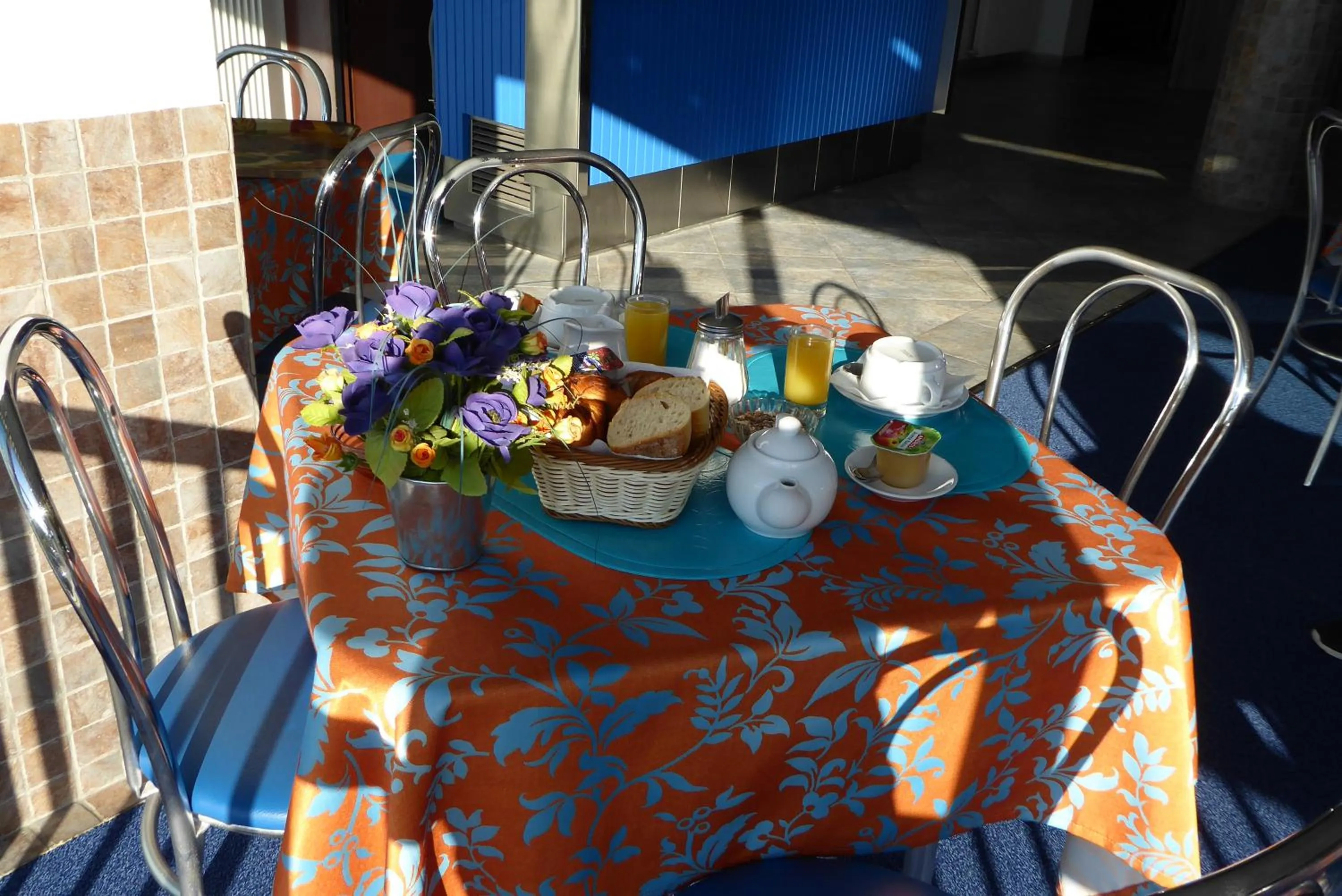 Continental breakfast in Hotel Cyrnea