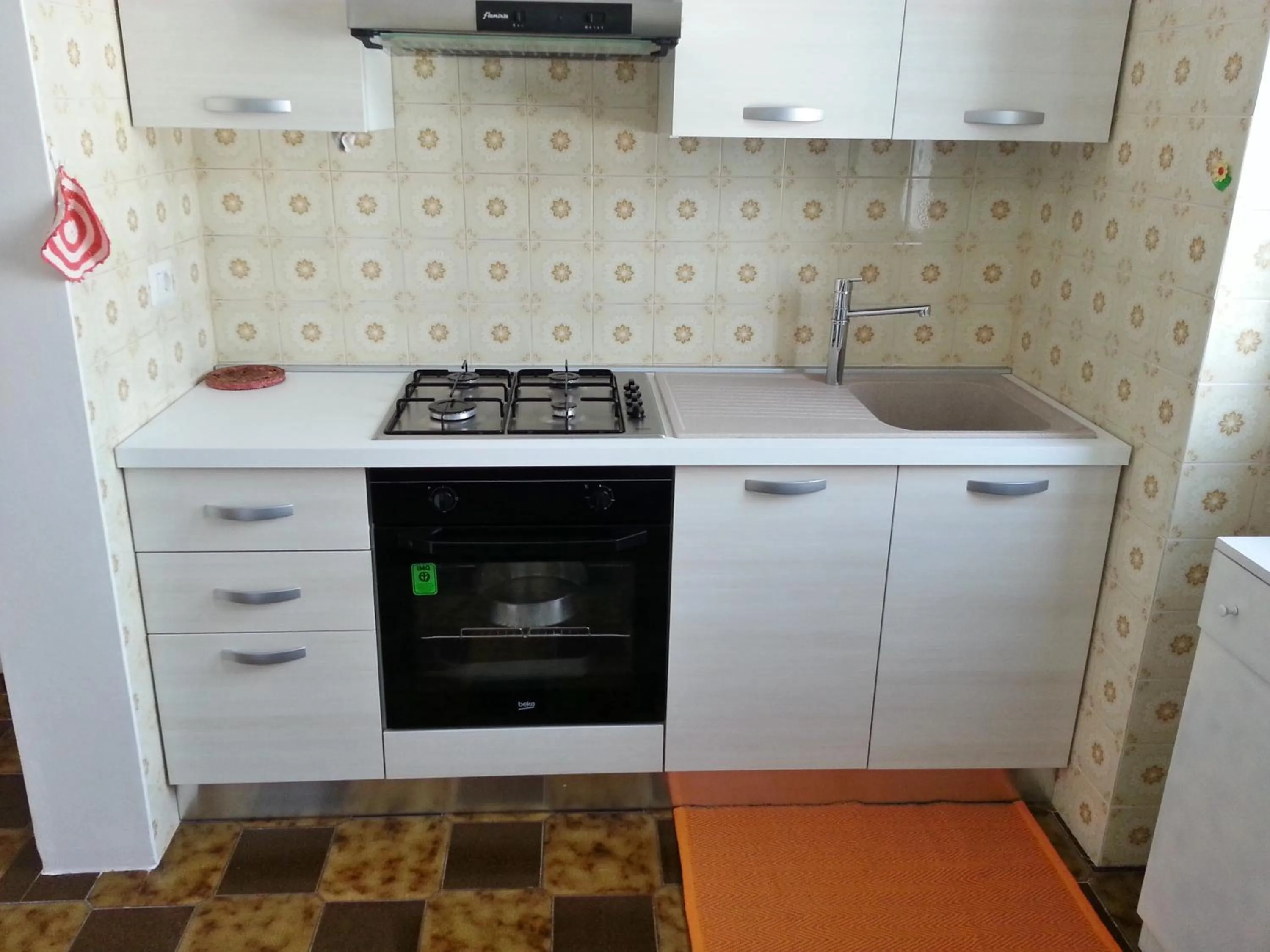 Kitchen or kitchenette in B&B Brezza Marina