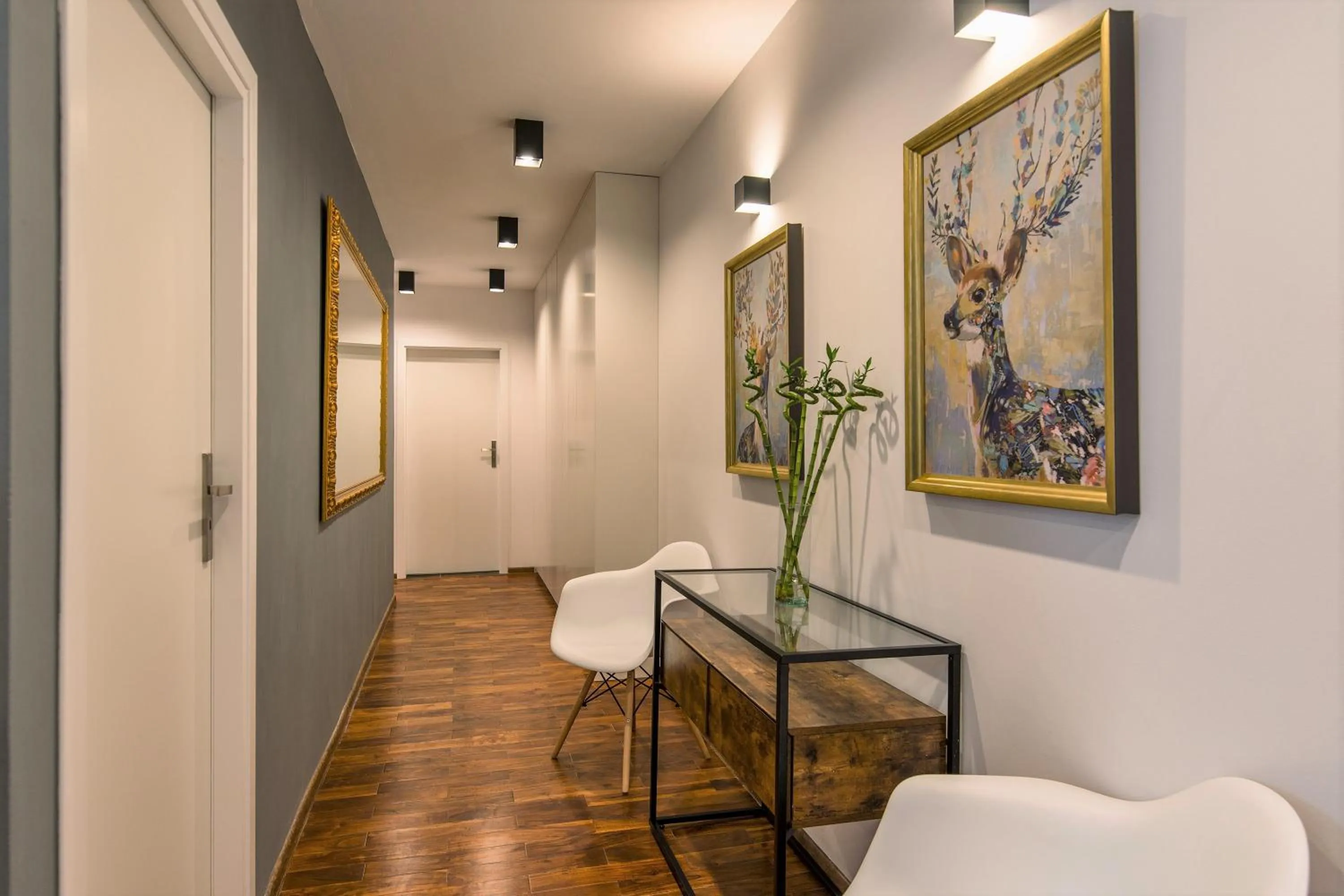 Seating area in Galeria Italiana Apartments