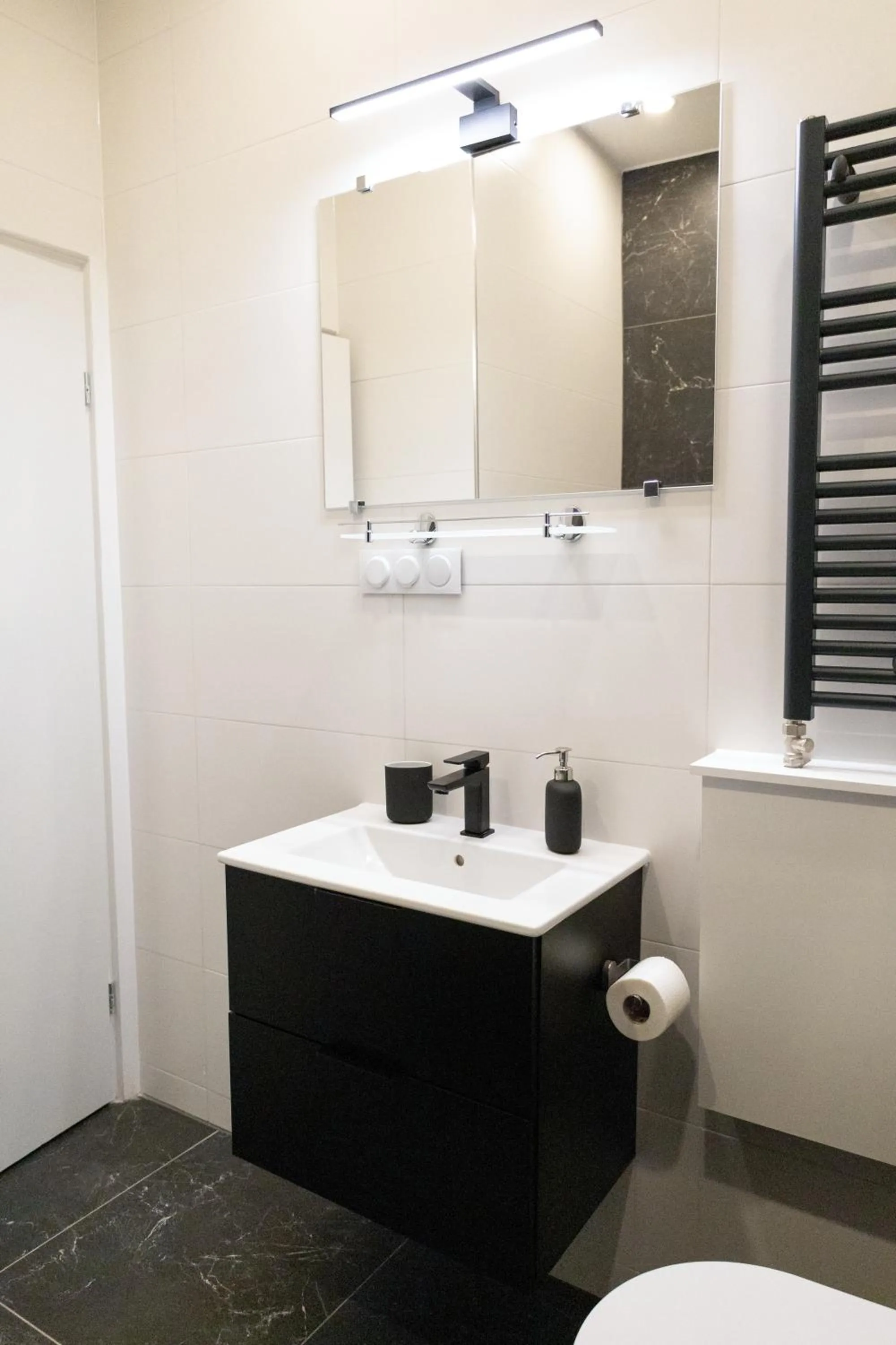 Bathroom in Galeria Italiana Apartments