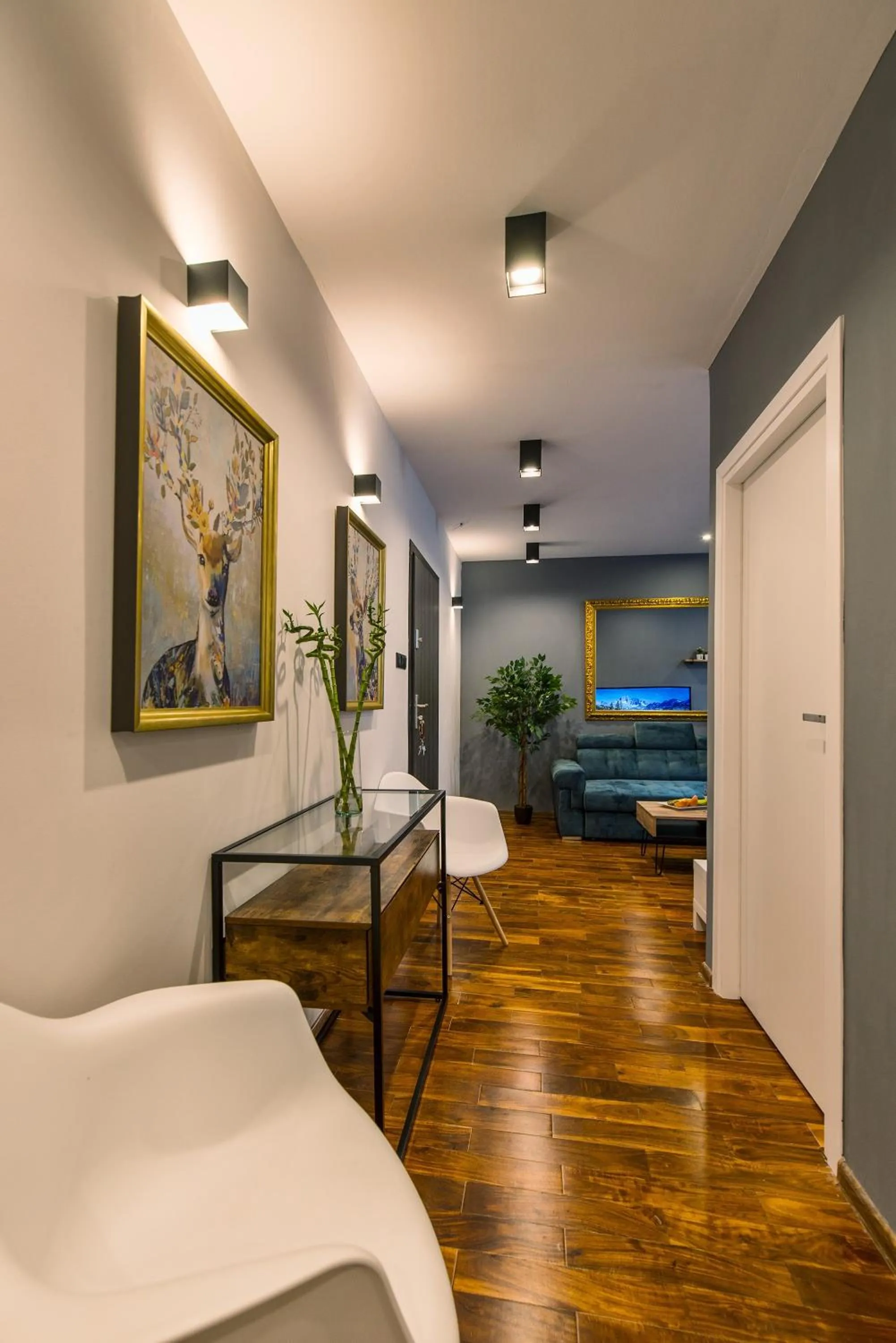 Seating area in Galeria Italiana Apartments