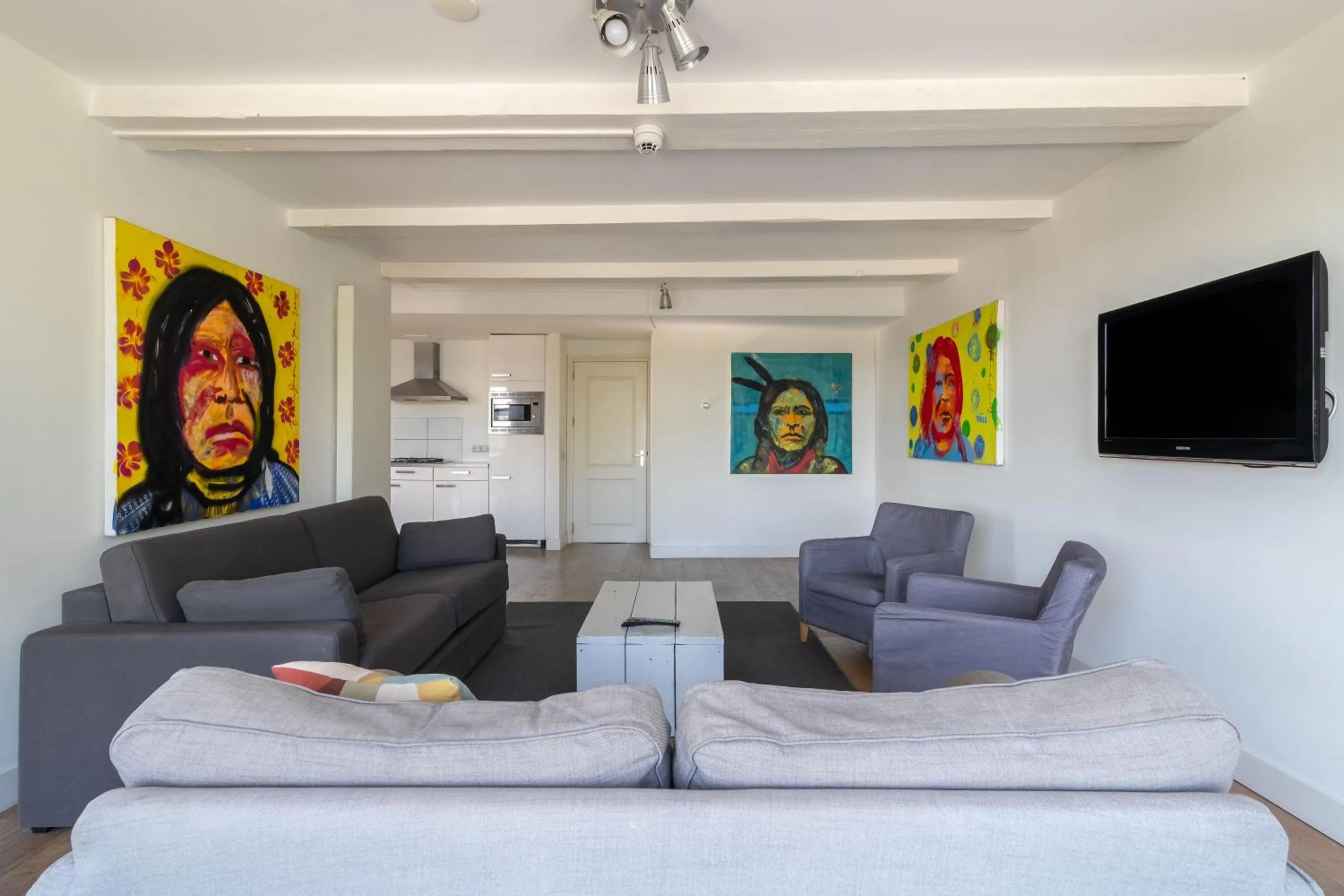 TV and multimedia in Amsterdam Centre Harbour Apartments