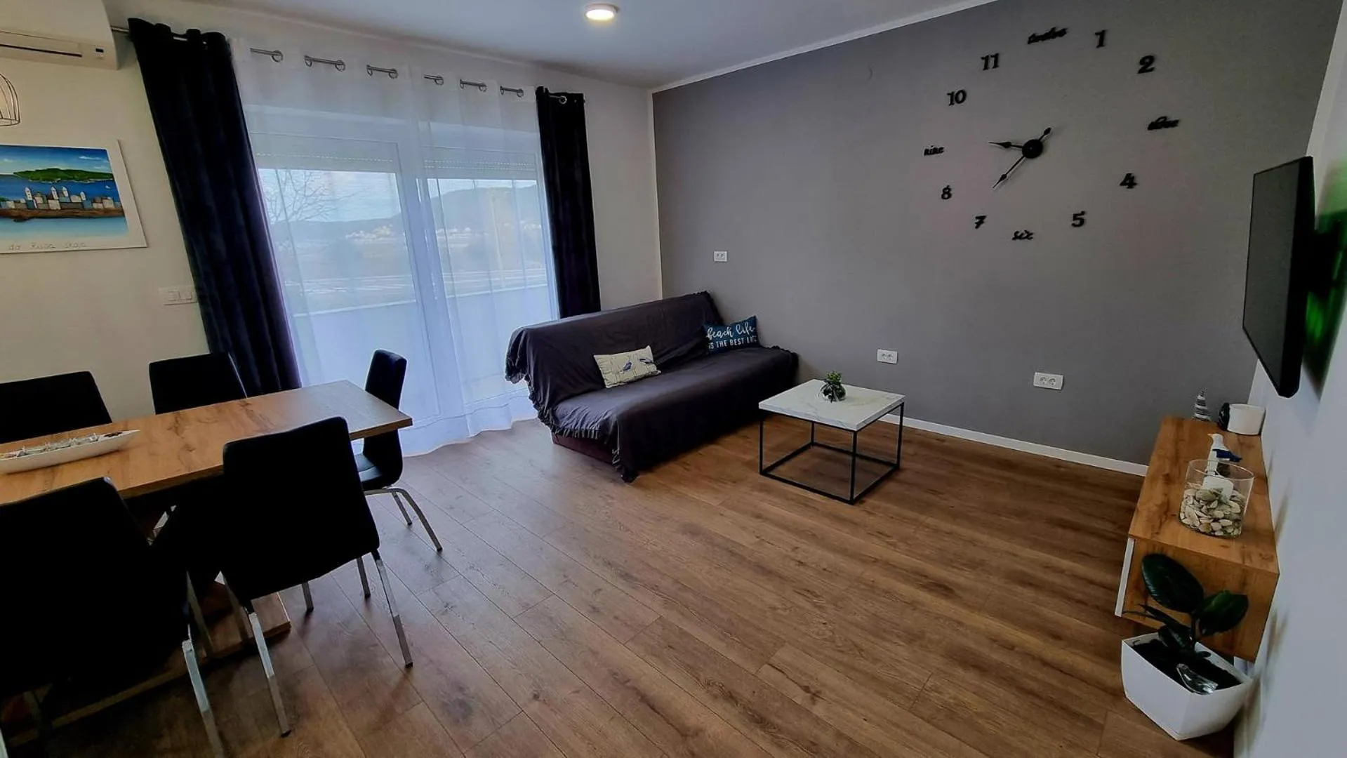 Apartments Josip 2830