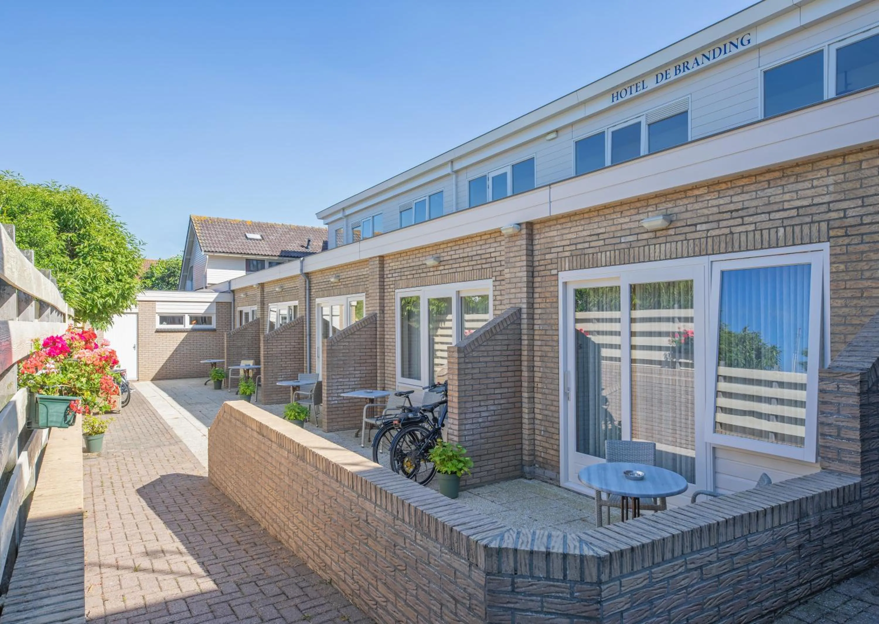 Property building in Hotel de Branding