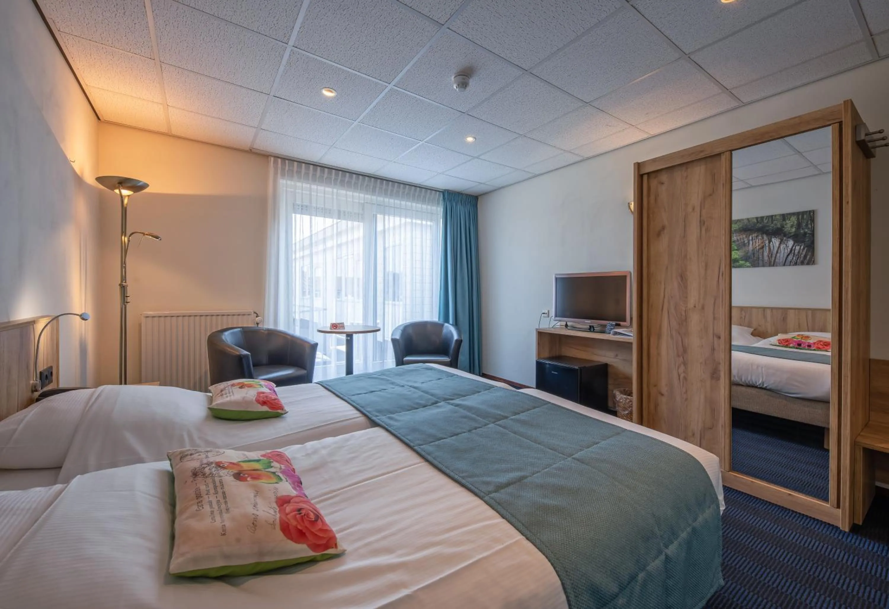 Photo of the whole room, Bed in Hotel de Branding