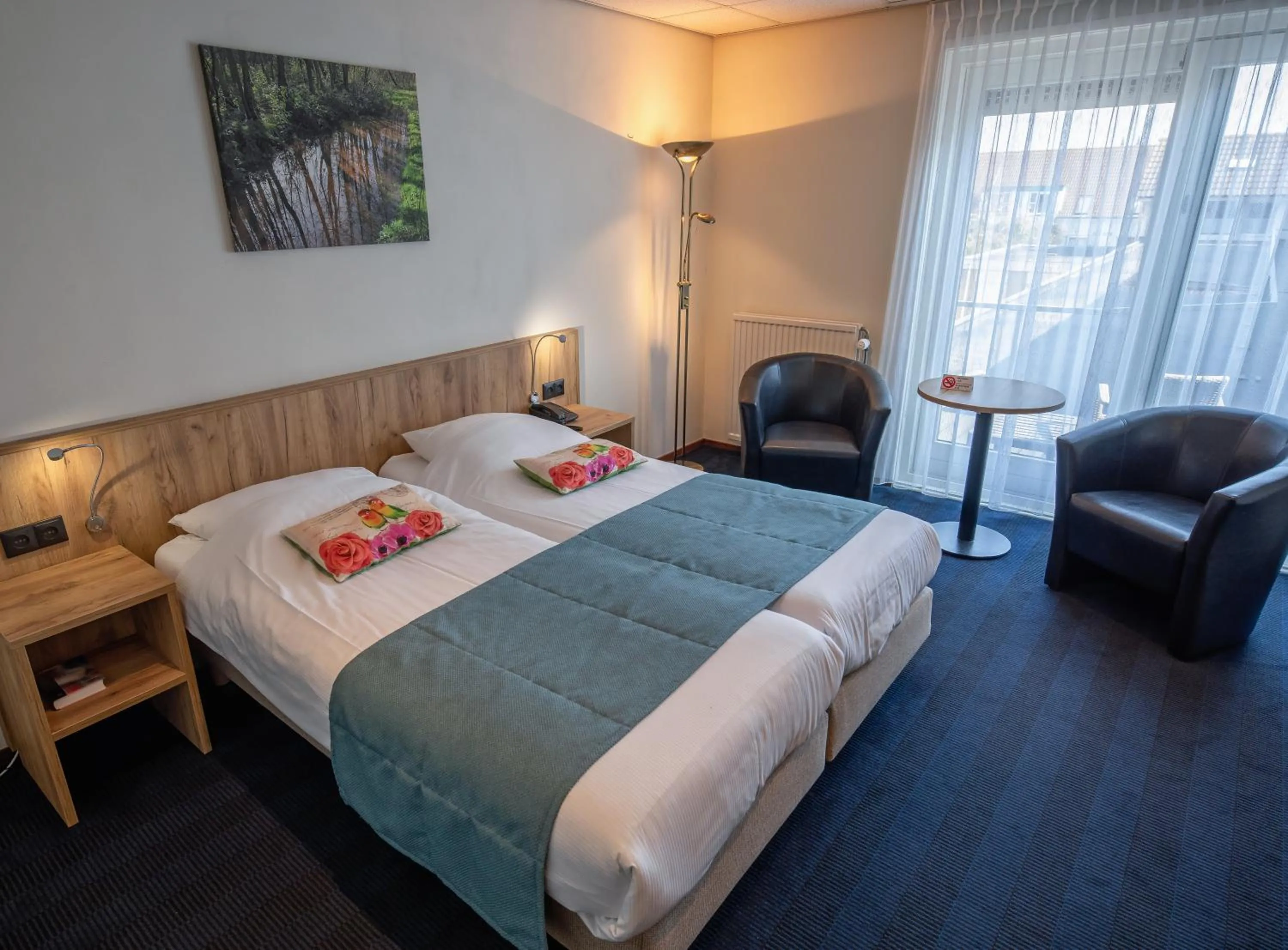 Photo of the whole room, Bed in Hotel de Branding