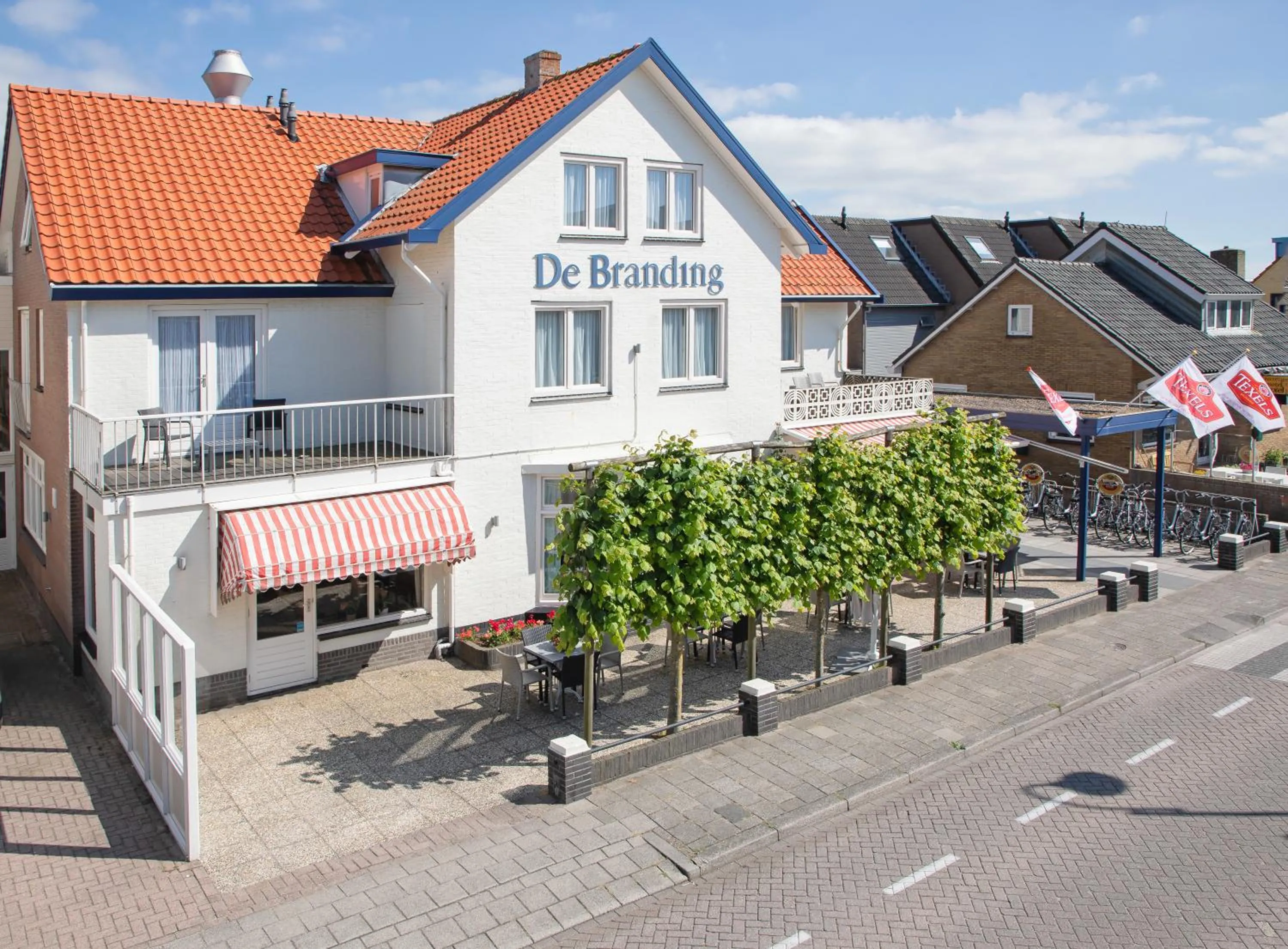 Property building in Hotel de Branding