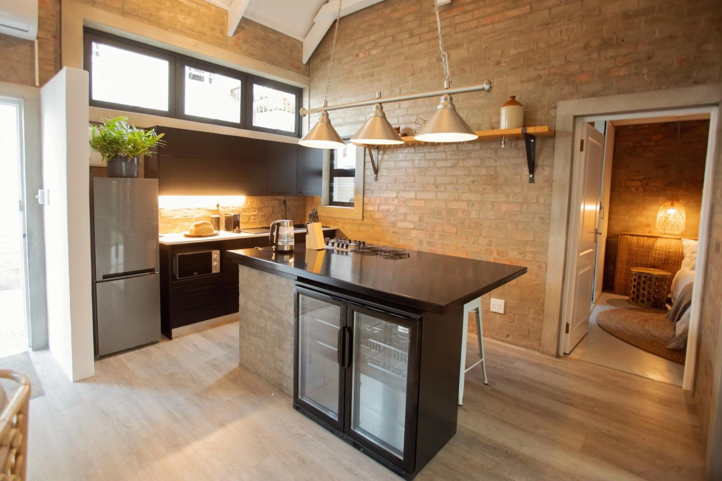 Kitchen or kitchenette in Blaauw Cottage
