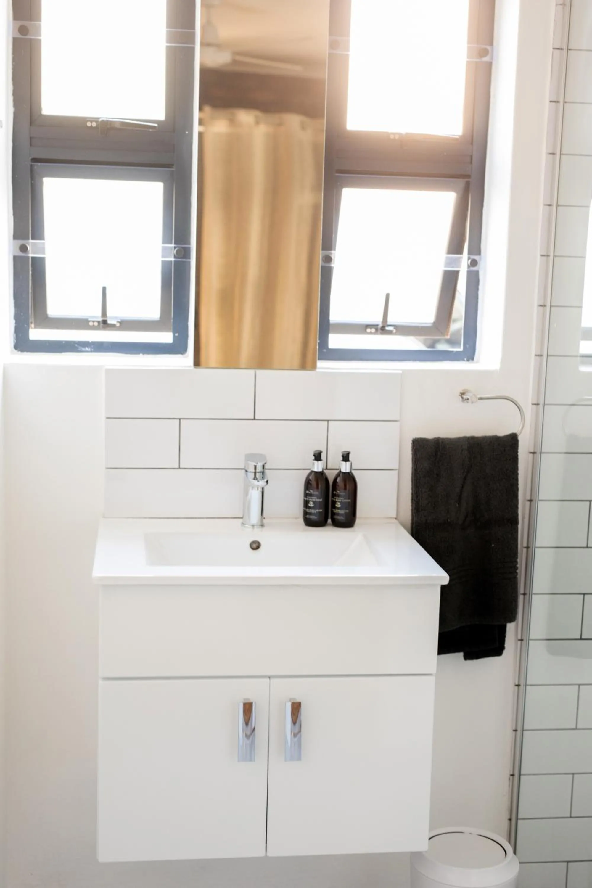 Bathroom in Blaauw Cottage