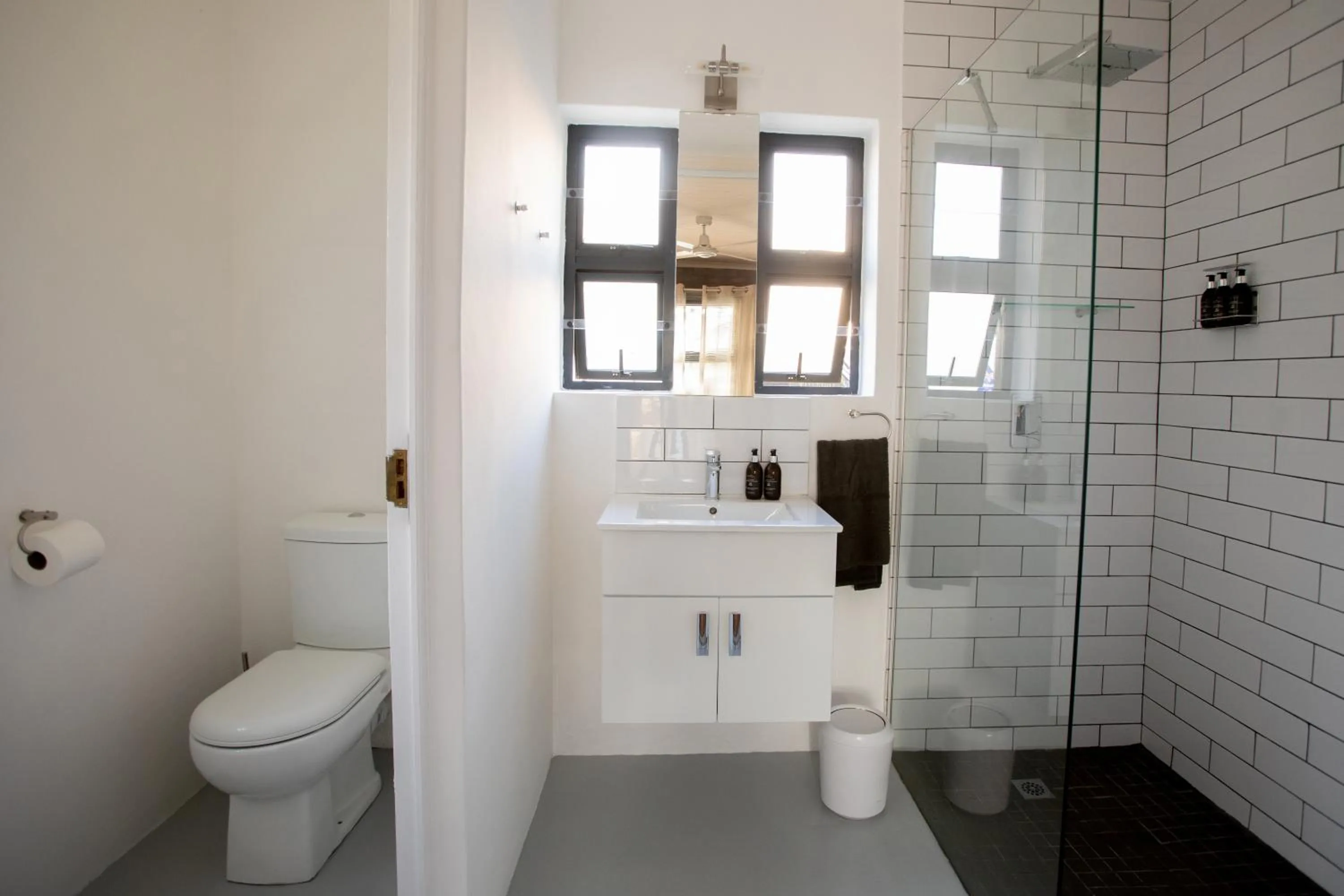 Bathroom in Blaauw Cottage