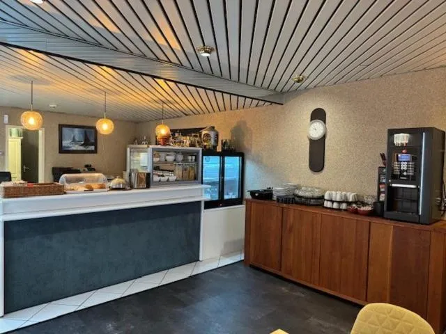 Breakfast in Hotel Mayflower