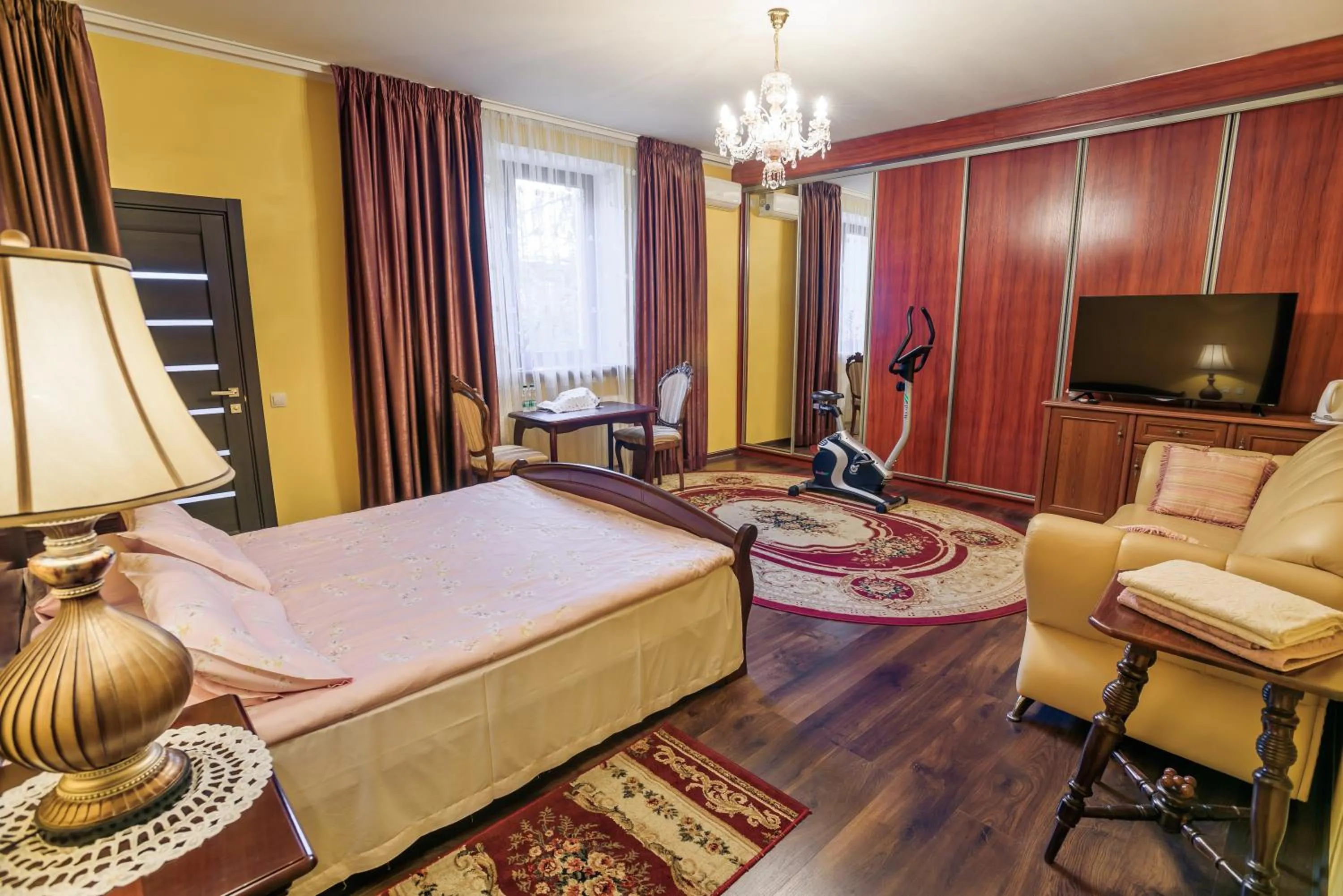 TV and multimedia, Bed in Saban Deluxe