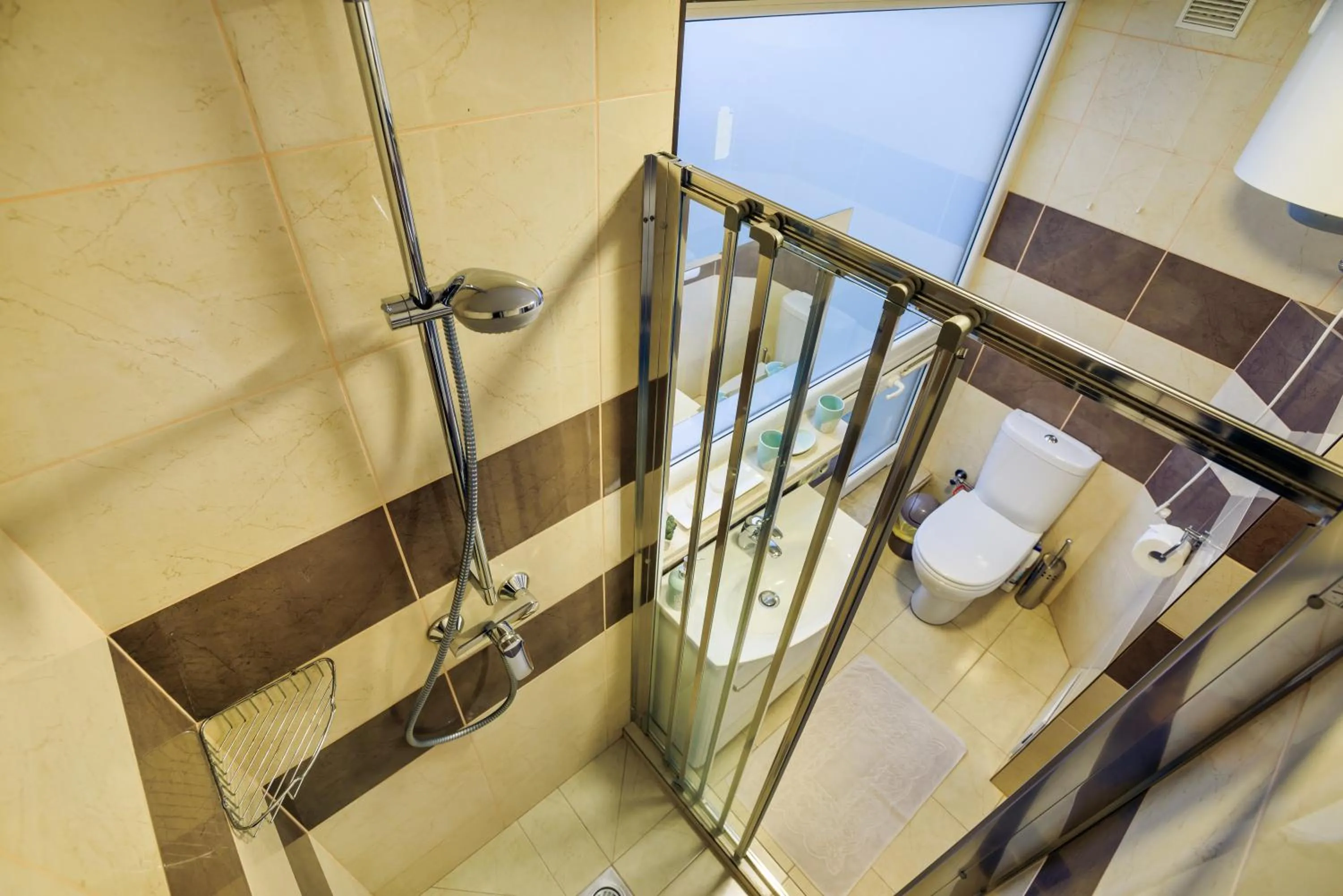 Bathroom, Bed in Saban Deluxe