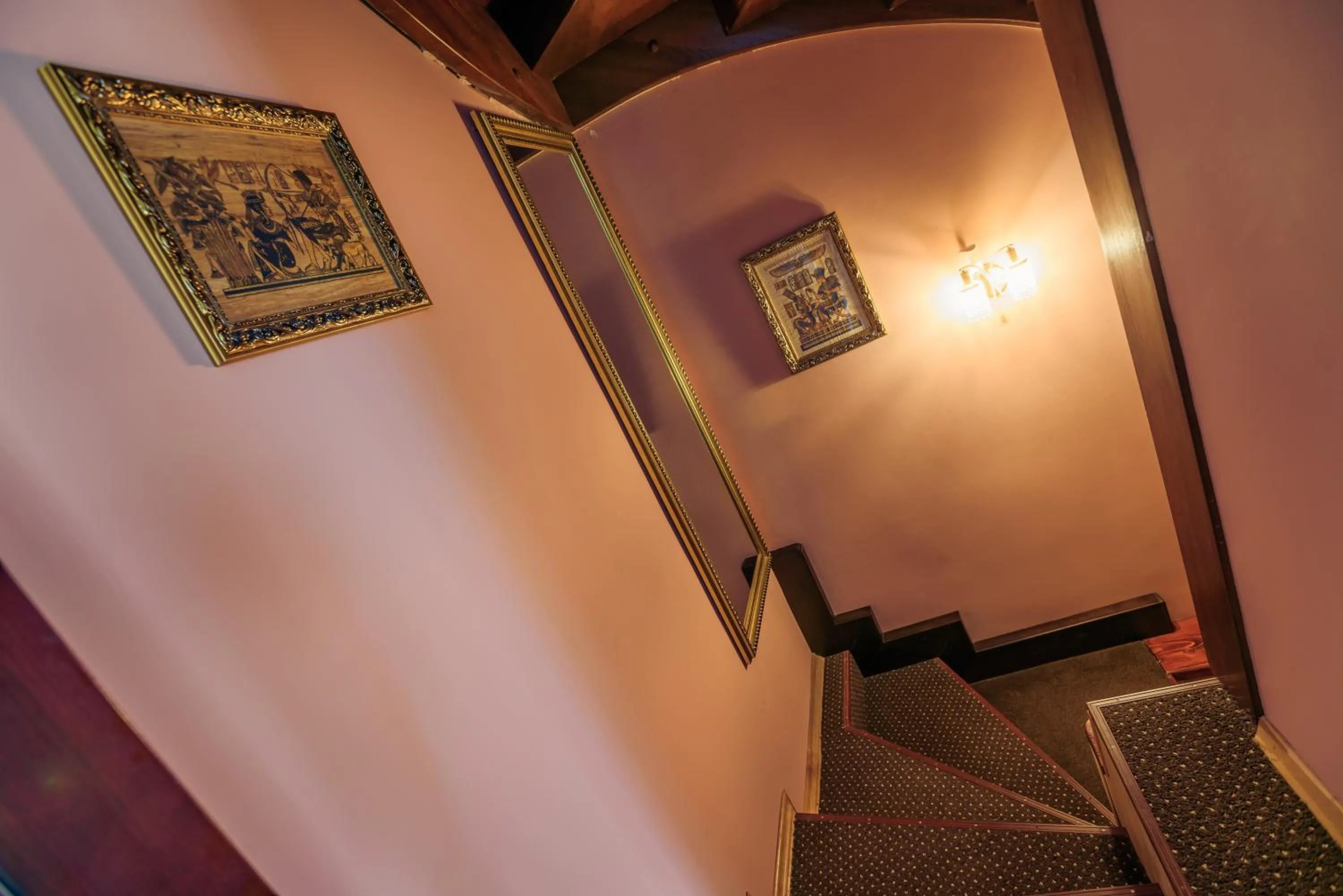 Photo of the whole room in Saban Deluxe