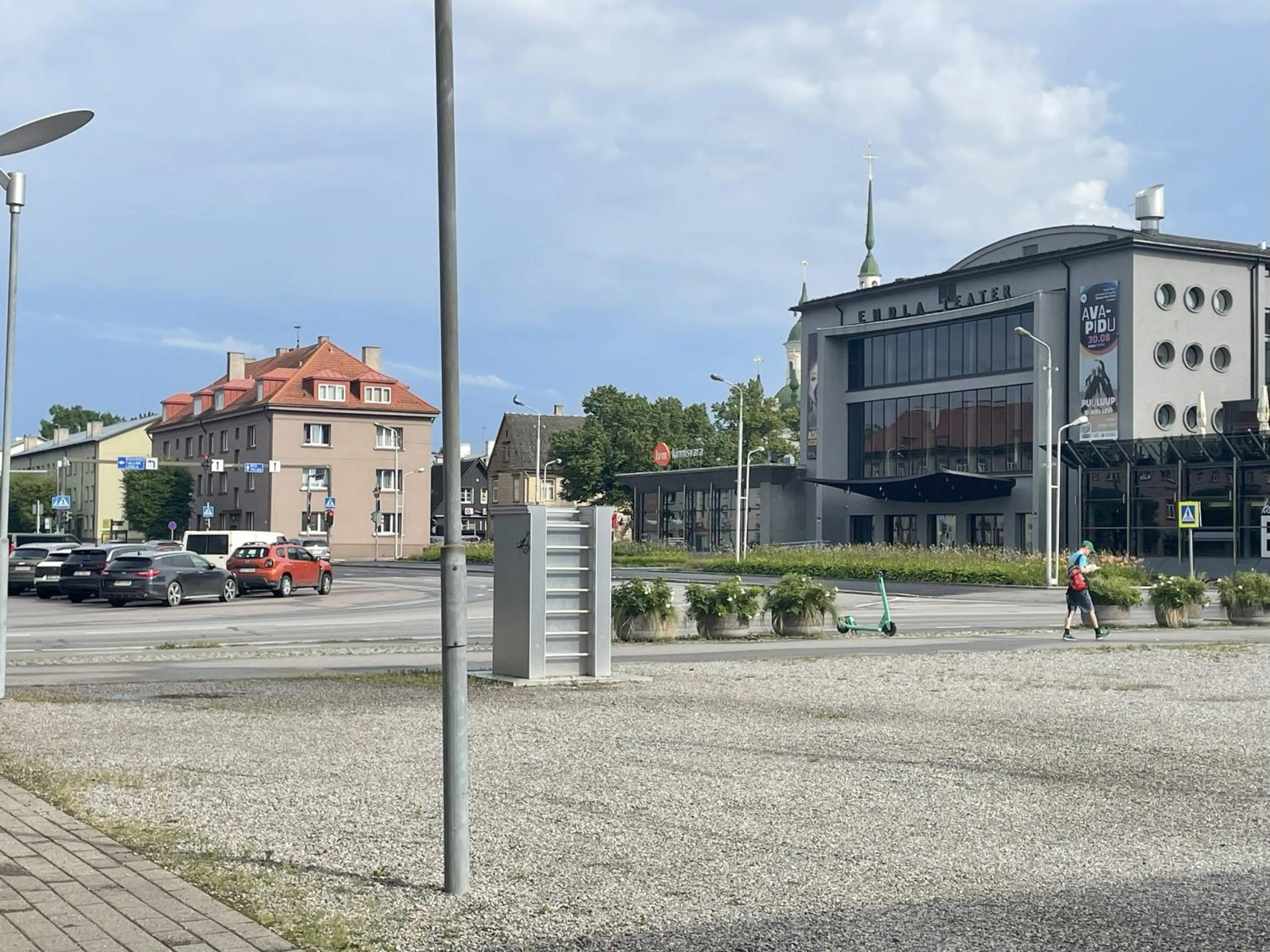 Neighbourhood in Akord Apartments with FREE PARKING