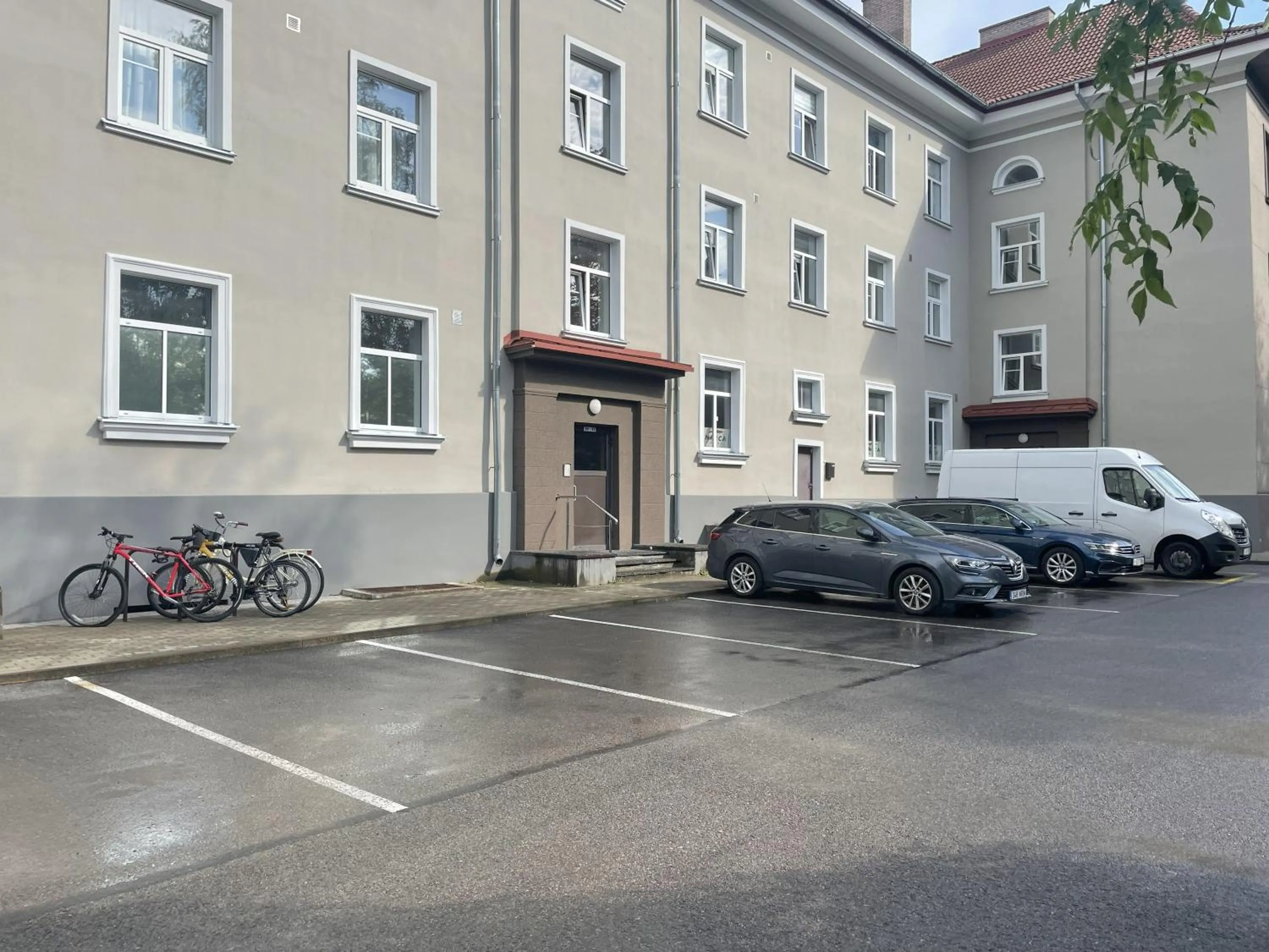 Property building in Akord Apartments with FREE PARKING