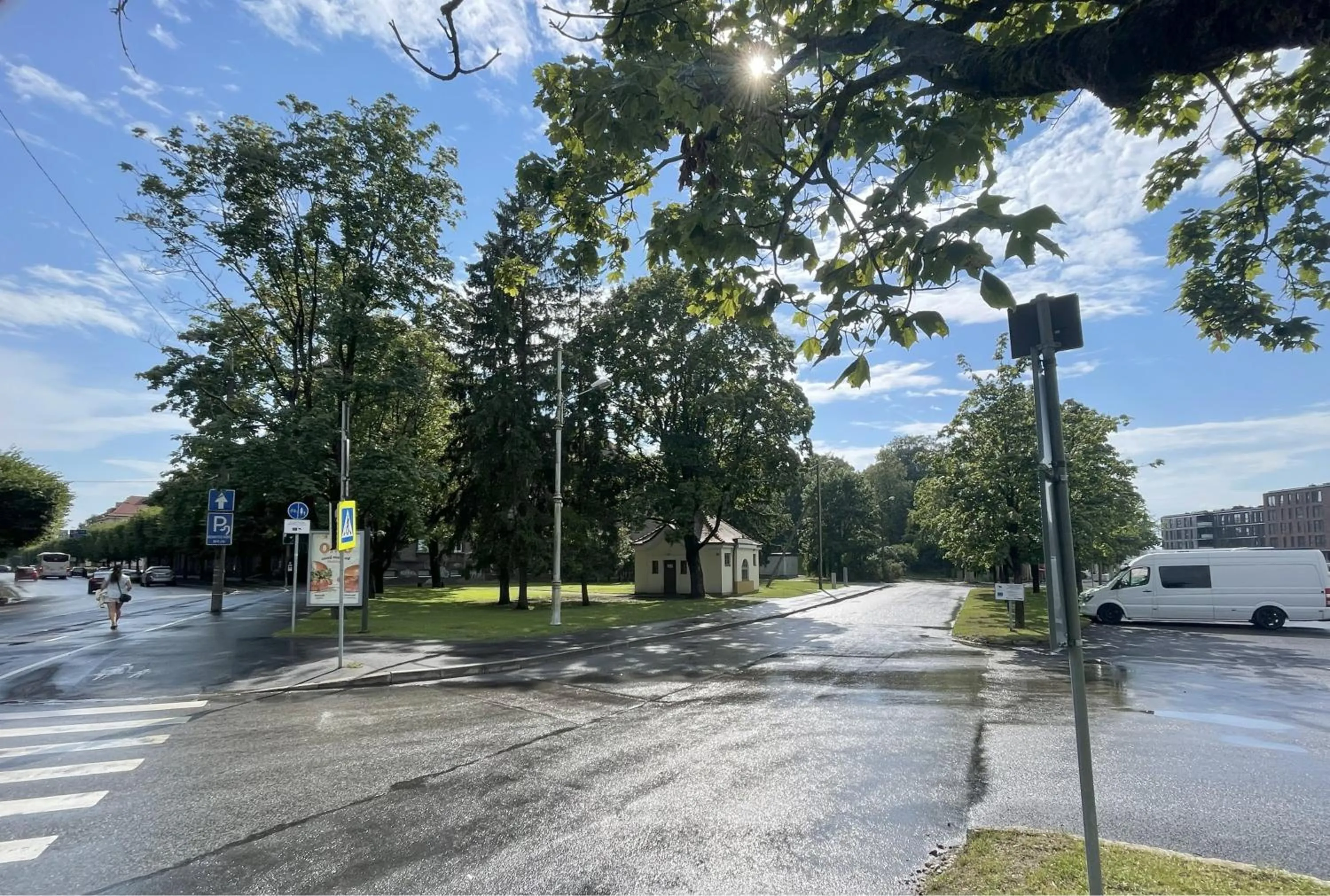 Neighbourhood in Akord Apartments with FREE PARKING