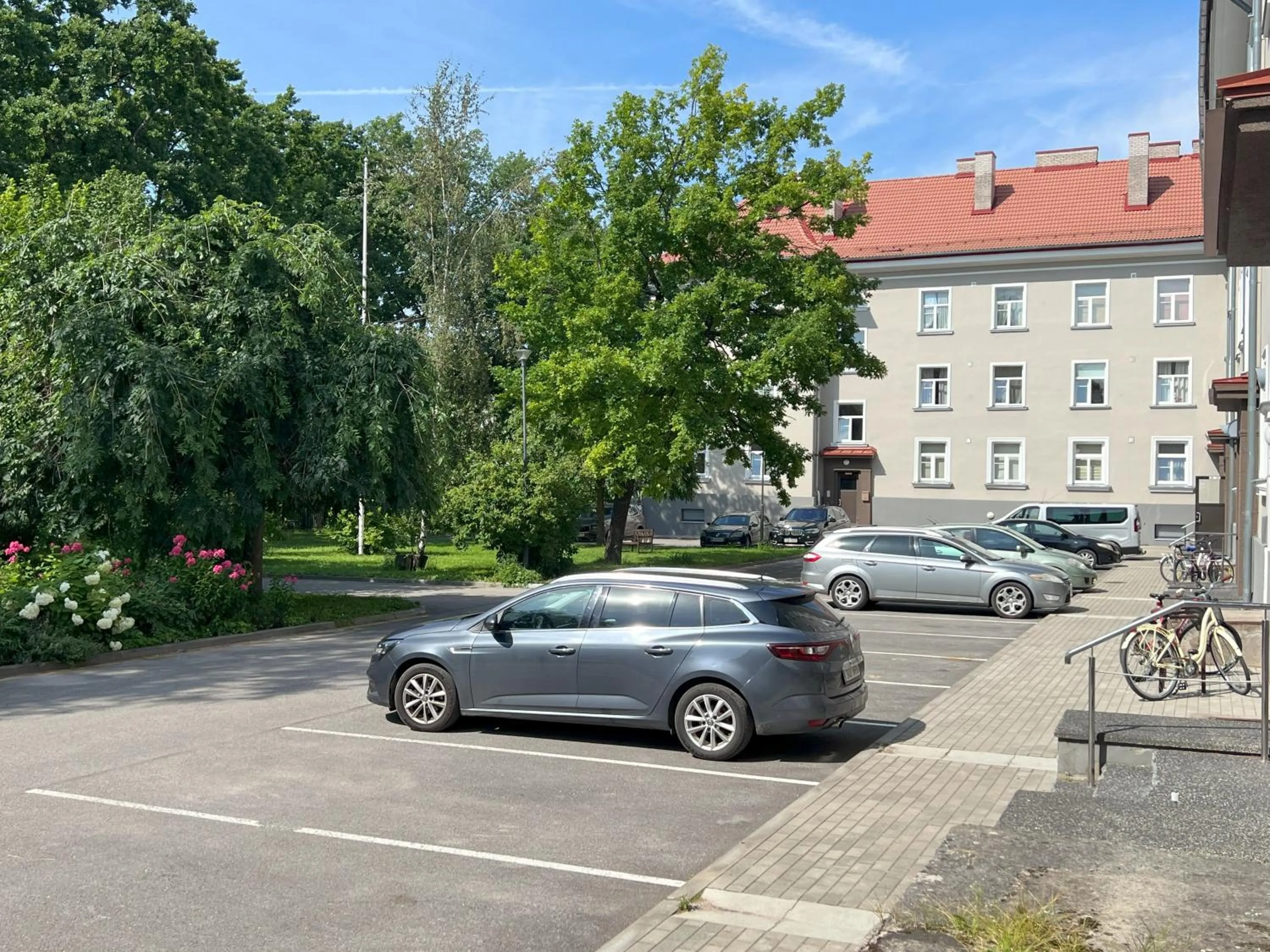 Garden view in Akord Apartments with FREE PARKING