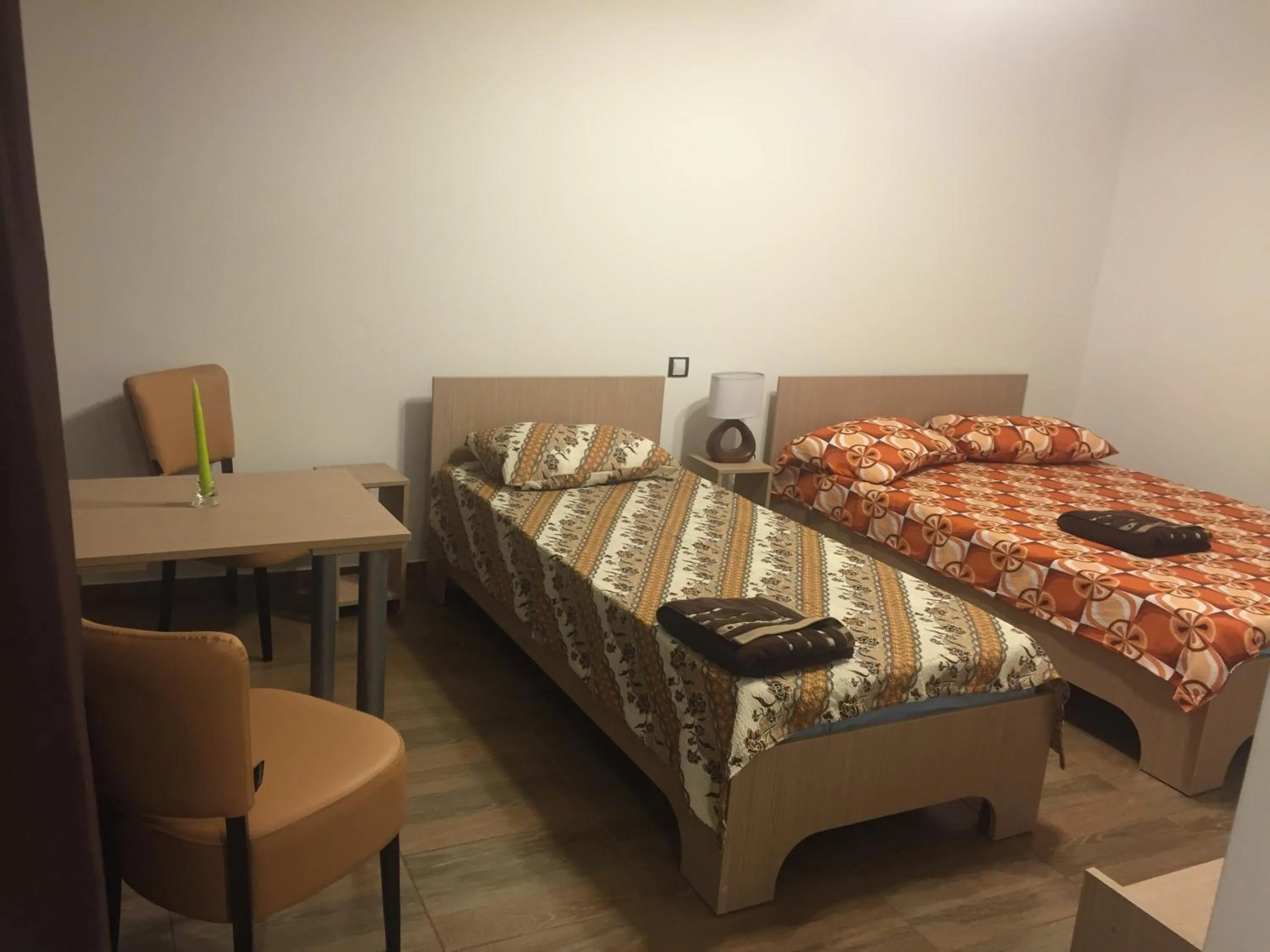 Photo of the whole room, Bed in M20 Studios