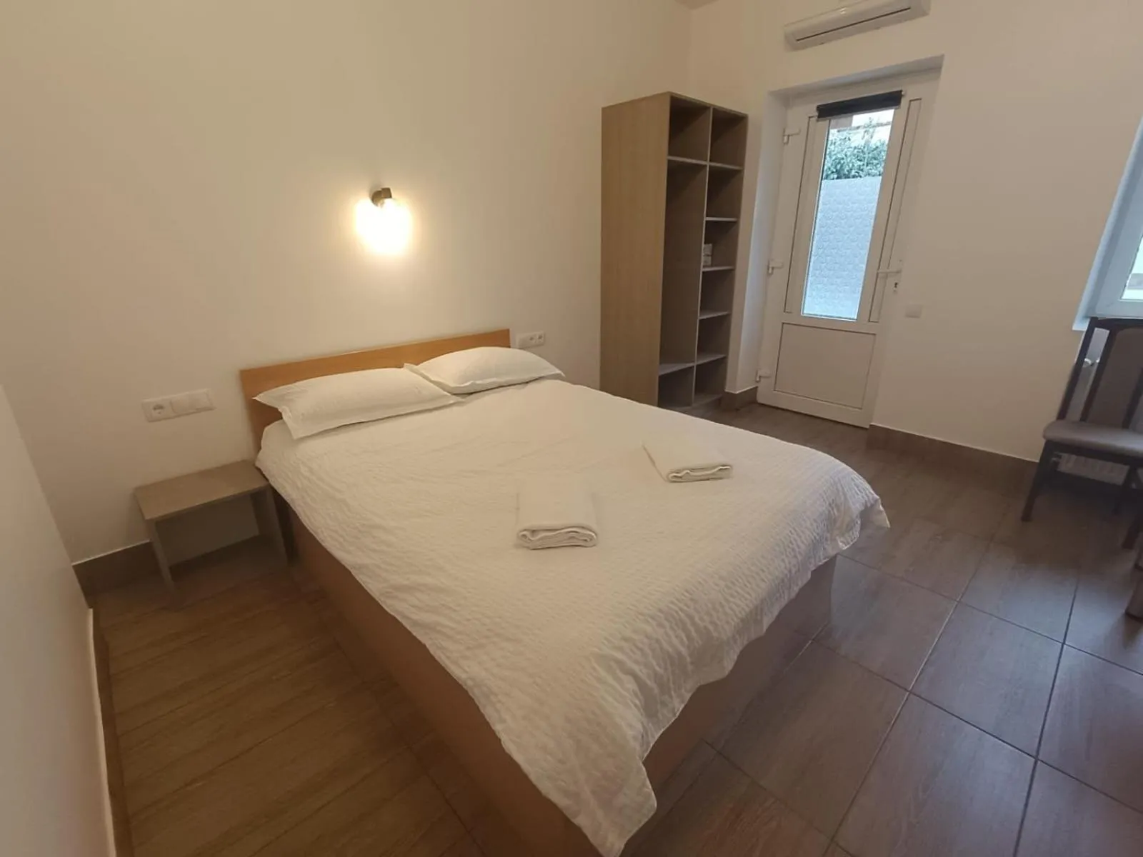Bed in M20 Studios