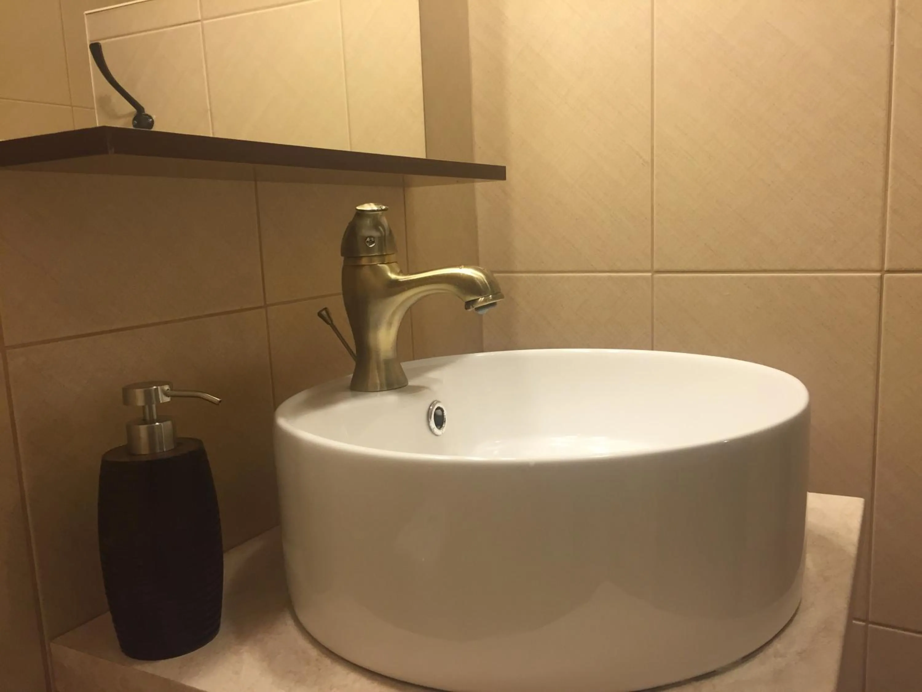 Bathroom in M20 Studios