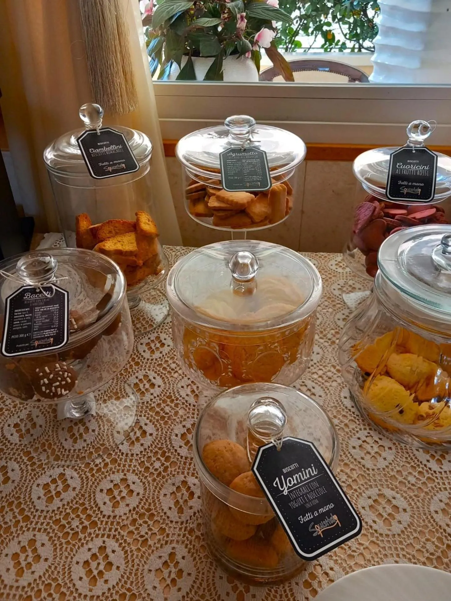 Breakfast in Hotel Ariella