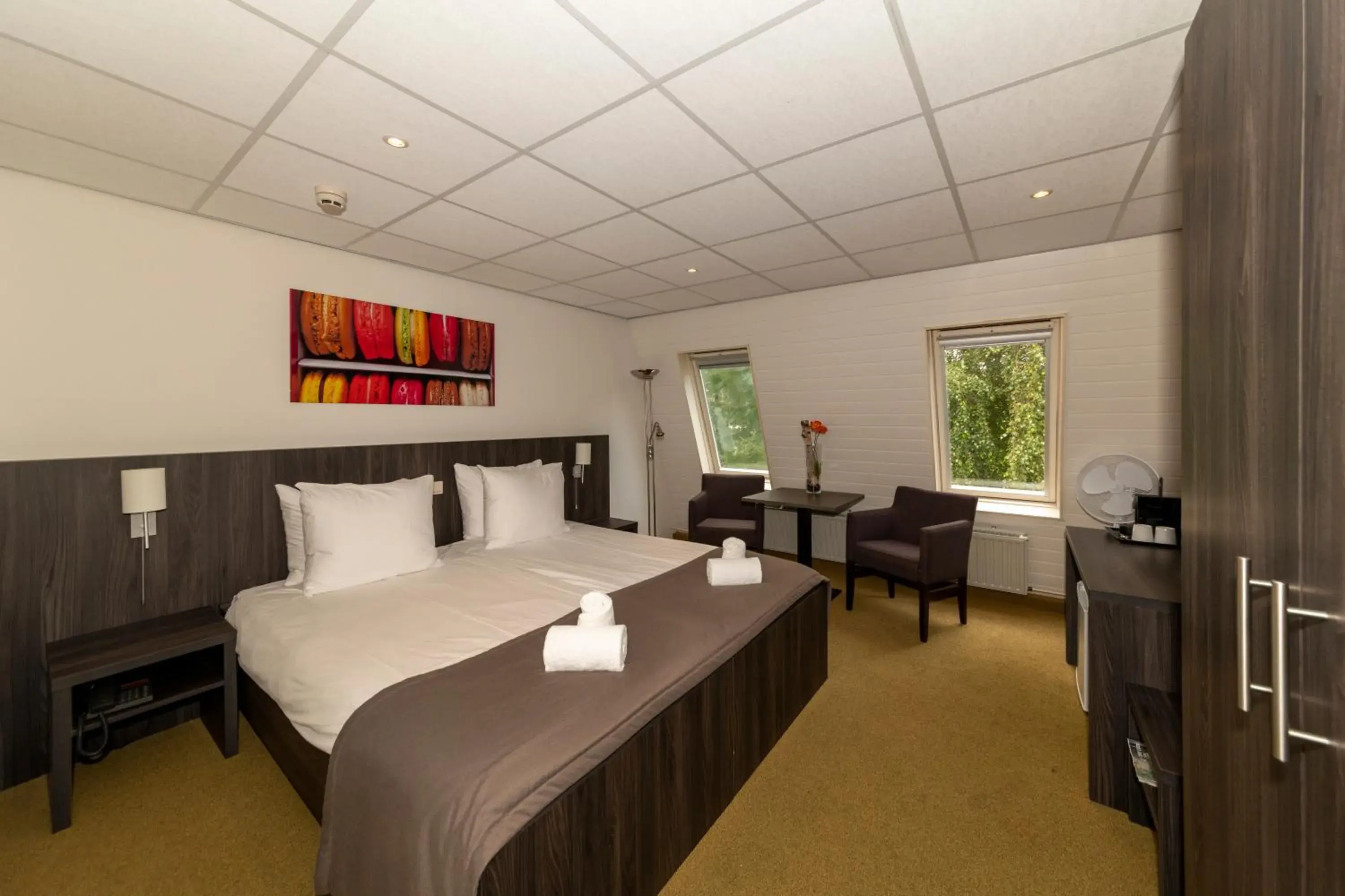 Double Room with Shower in Gasterij De Koekoekshof Double Room with Shower in Gasterij De Koekoekshof