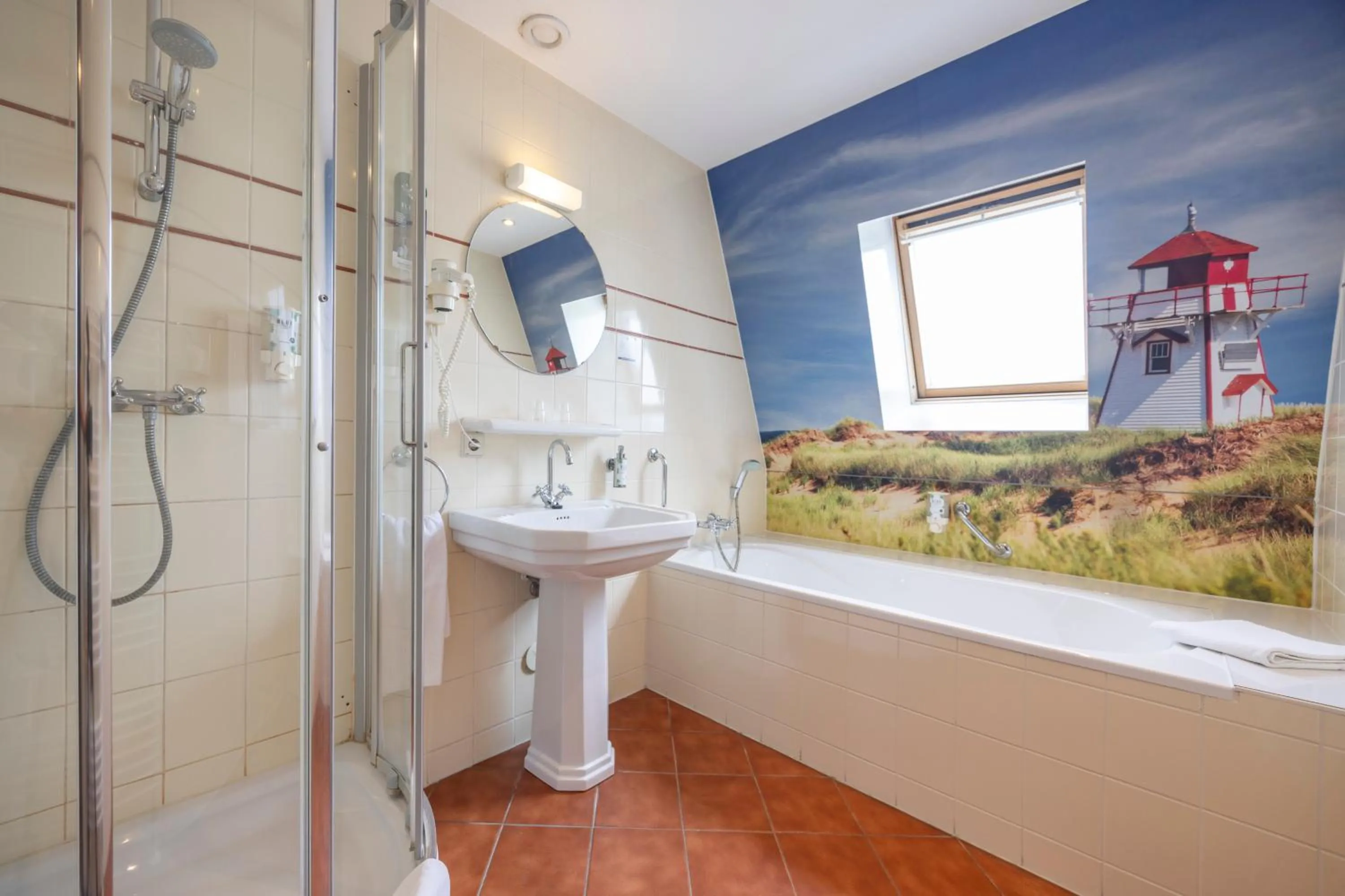 Bathroom in Fletcher Hotel Restaurant De Witte Raaf