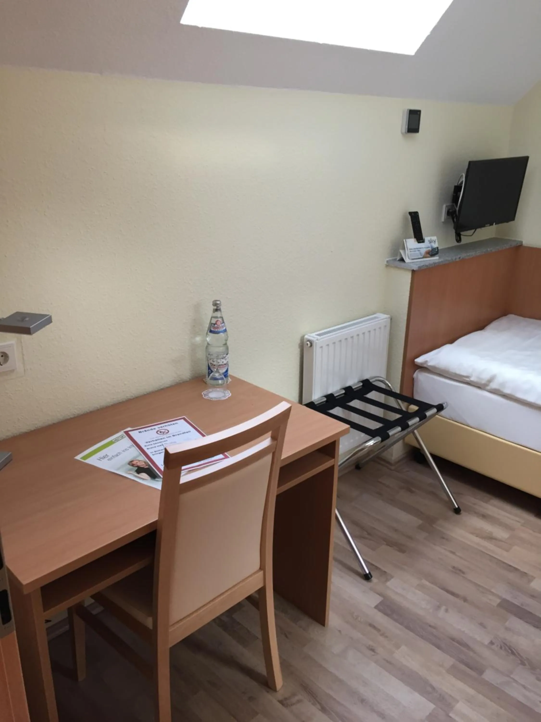 Bed in Pension im Wirtshaus Himberg