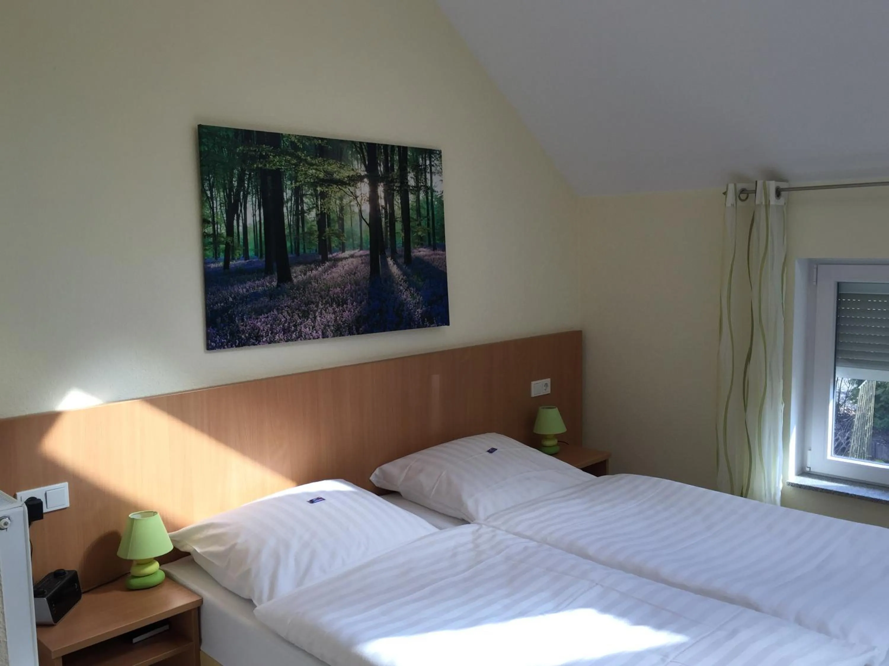 Bed in Pension im Wirtshaus Himberg
