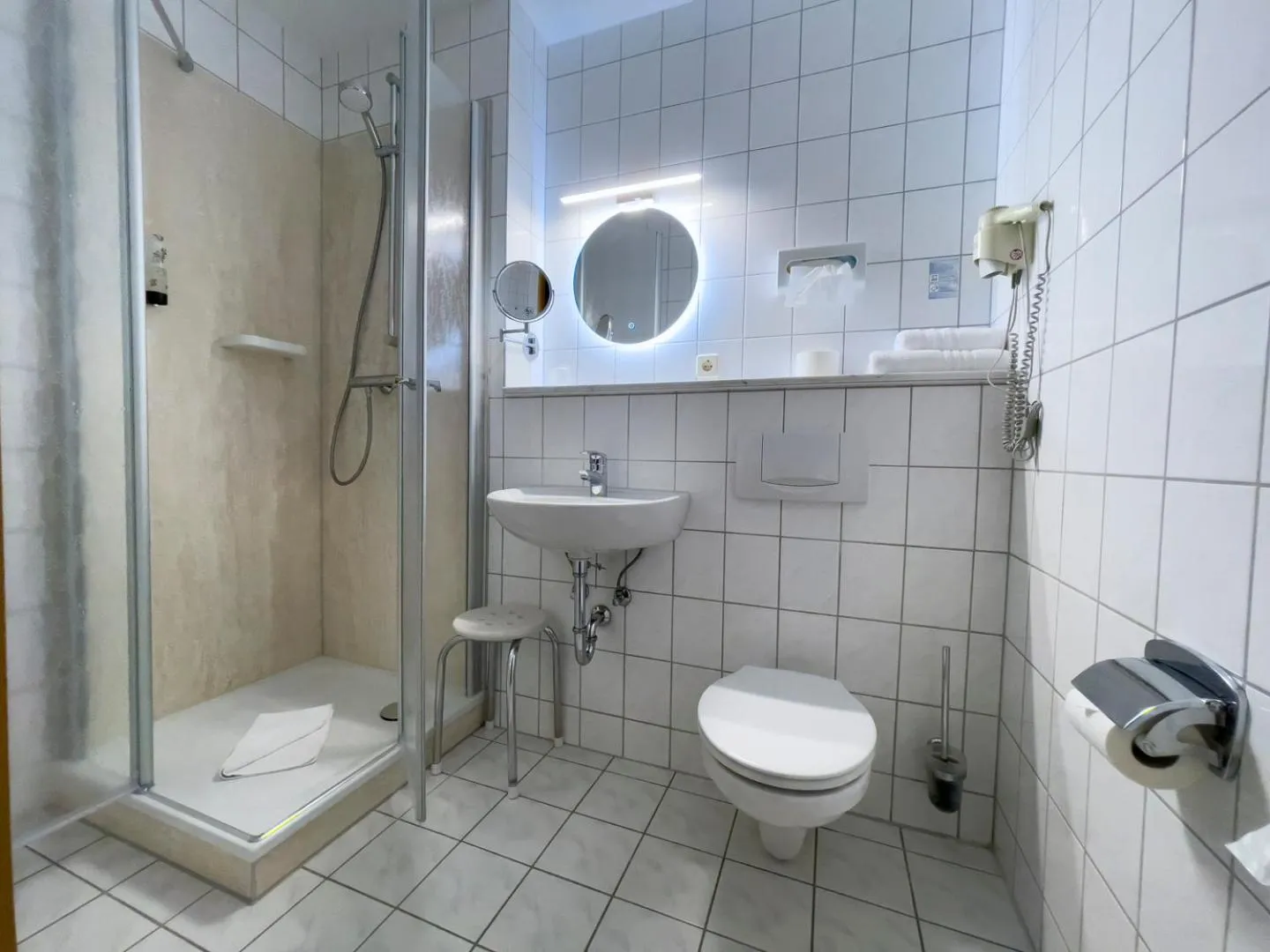 Toilet in Altstadthotel "Garni" Grimma