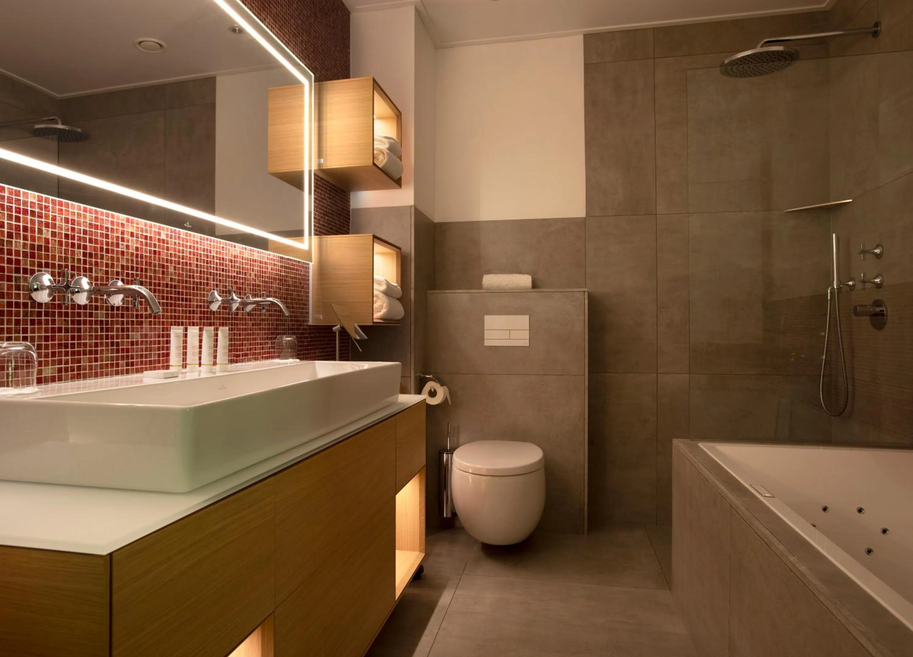 Bathroom in Relais & Chateaux Hotel Landgoed Het Roode Koper