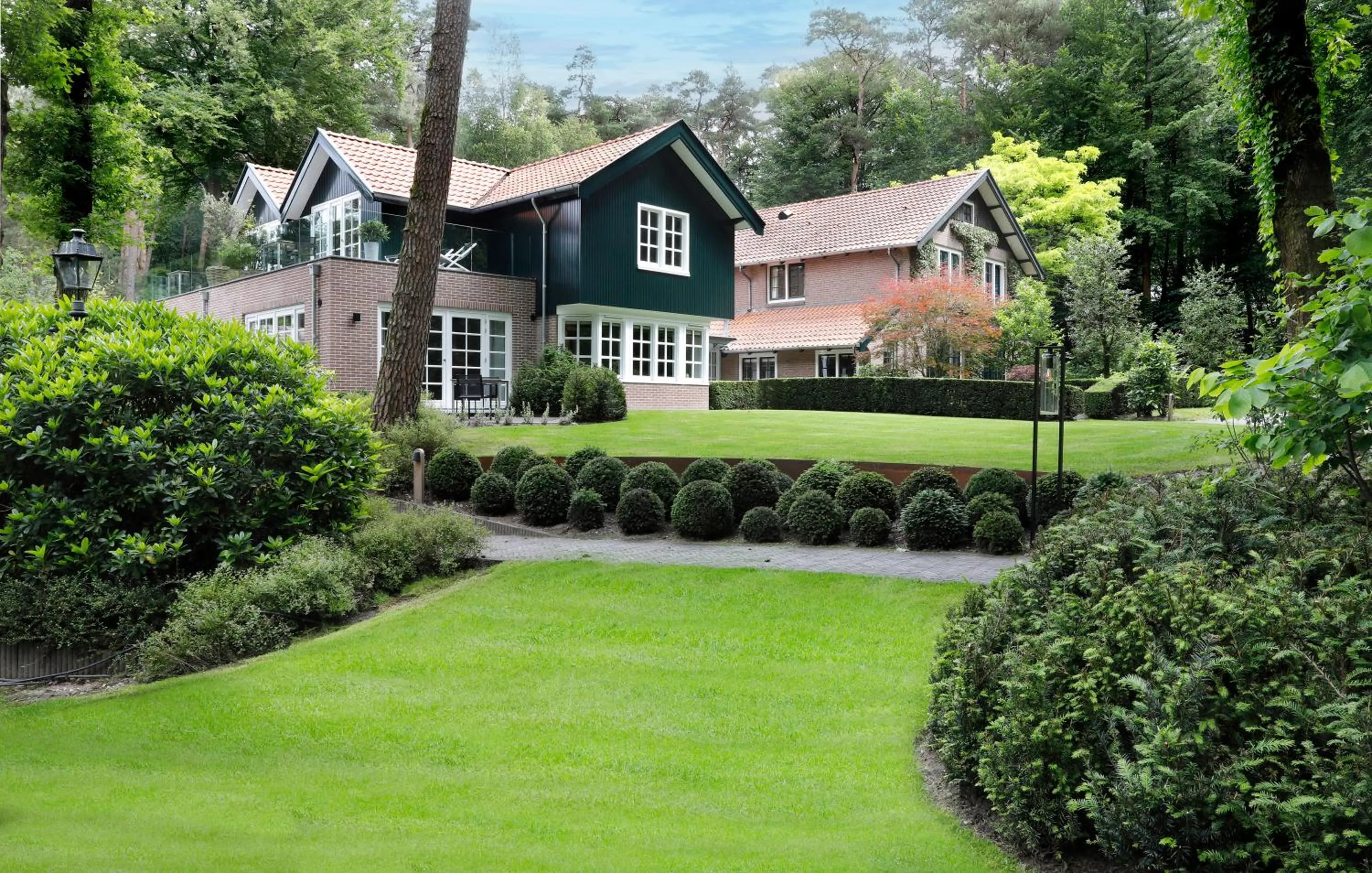 Property building in Relais & Chateaux Hotel Landgoed Het Roode Koper