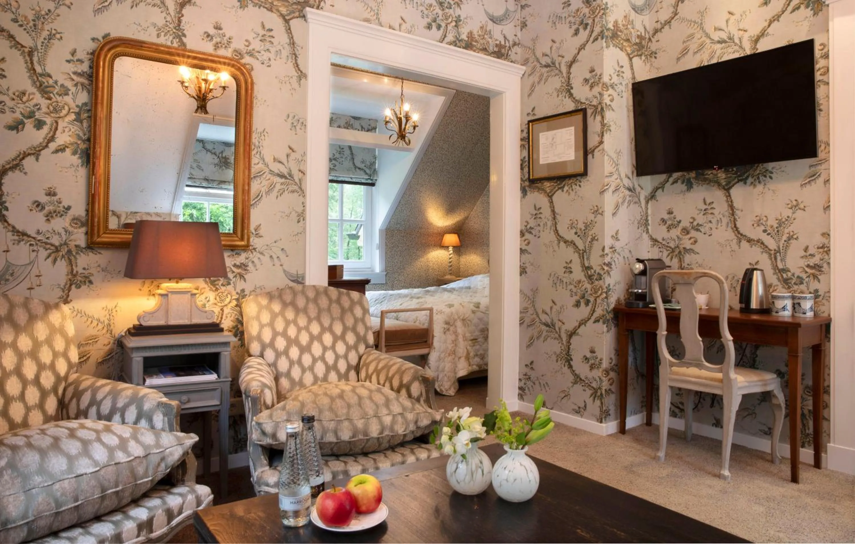 Seating area in Relais & Chateaux Hotel Landgoed Het Roode Koper