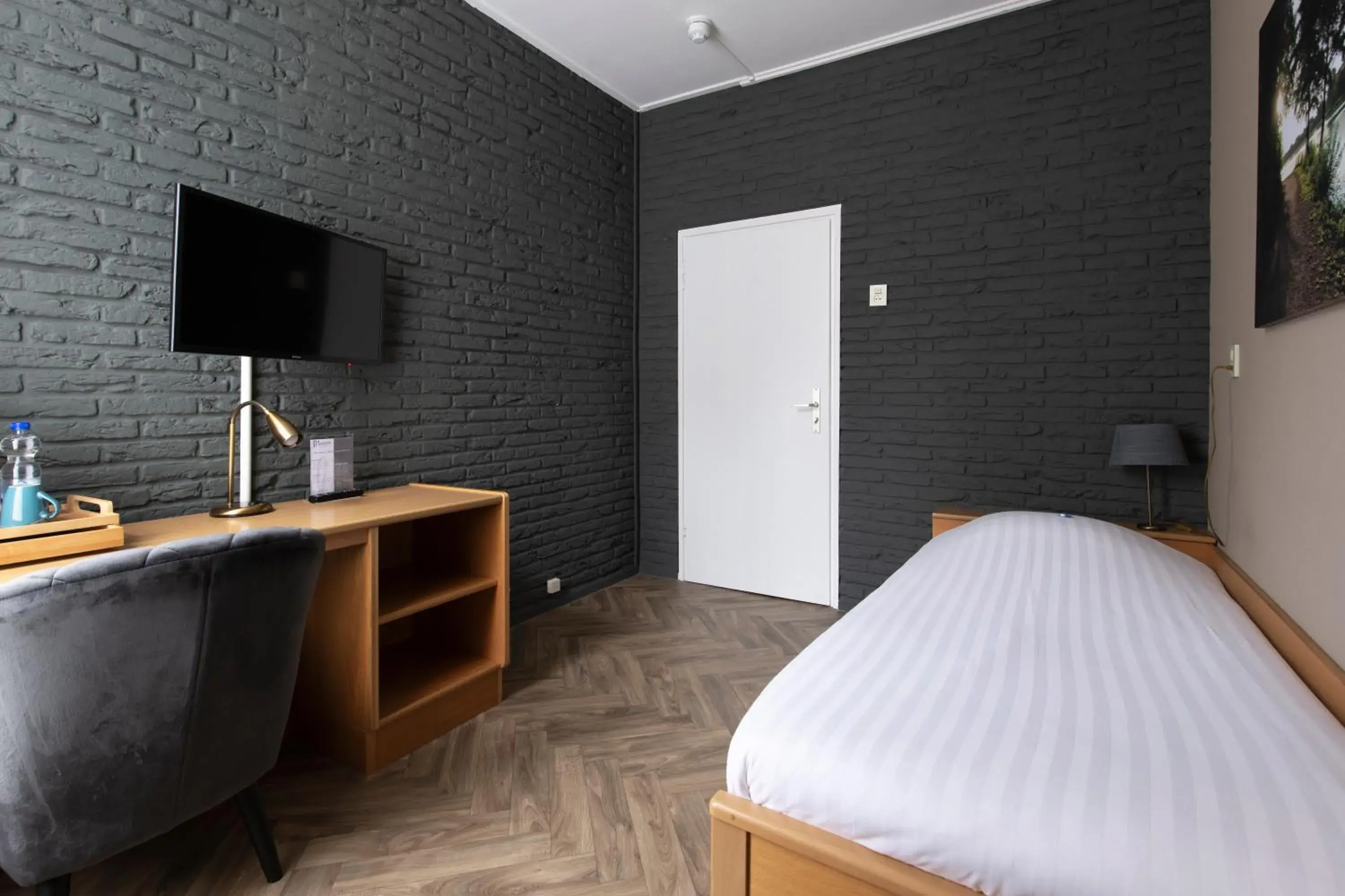 Single Room in Hotel Restaurant Mondriaan Single Room in Hotel Restaurant Mondriaan