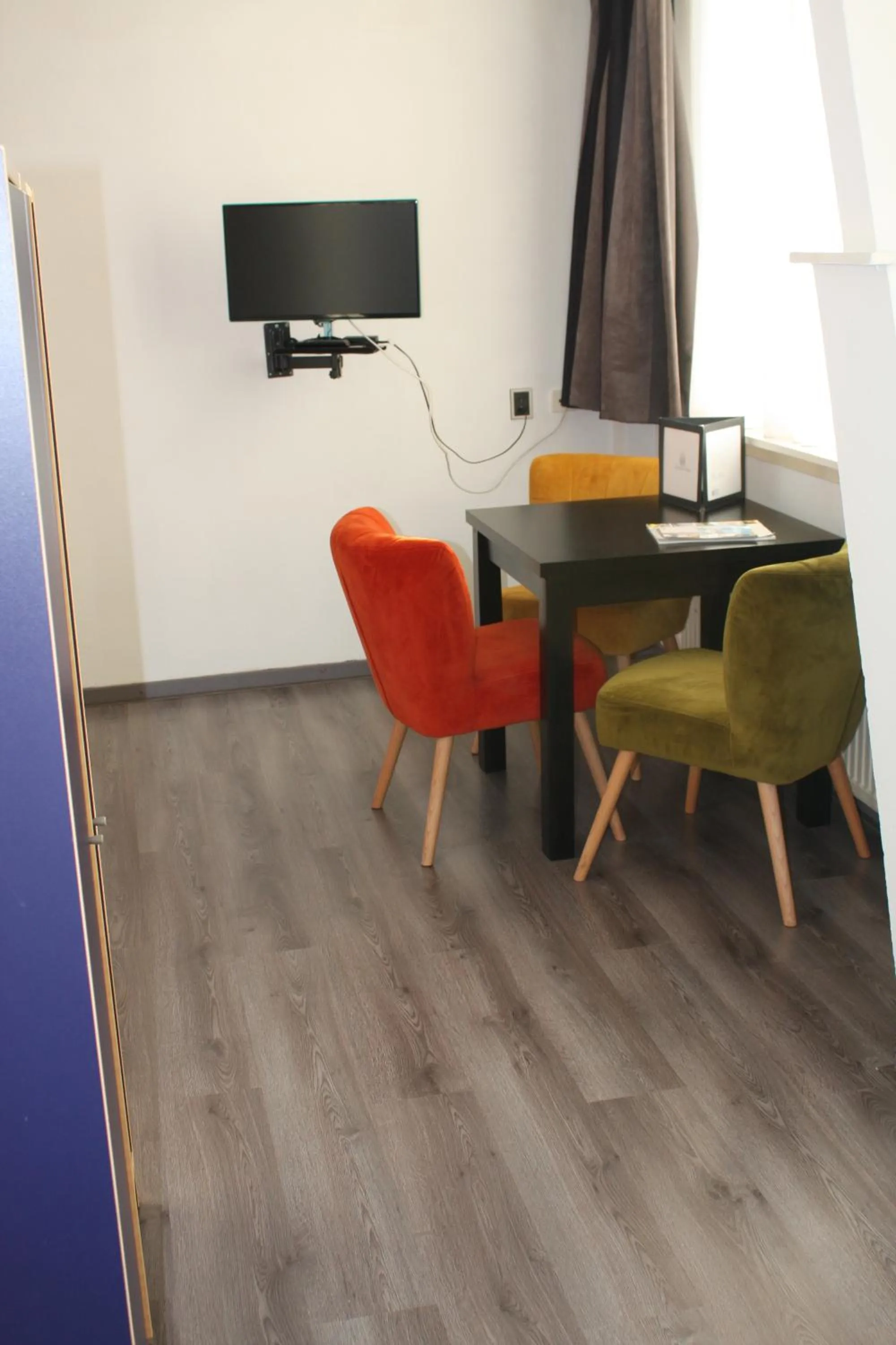 Photo of the whole room in Hotel Saint Vincent