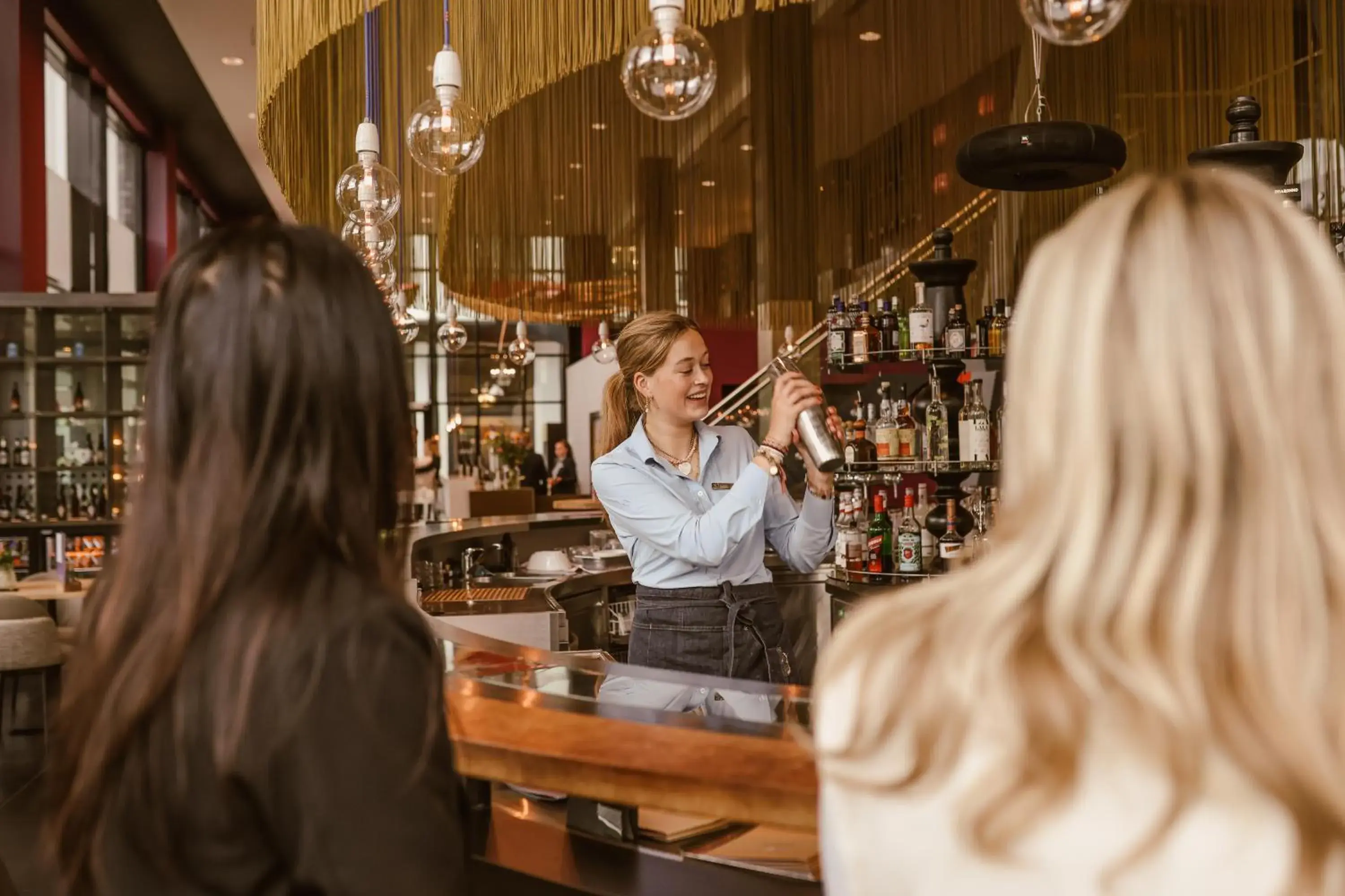 Lounge or bar in WestCord Hotel Eindhoven Lounge or bar in WestCord Hotel Eindhoven