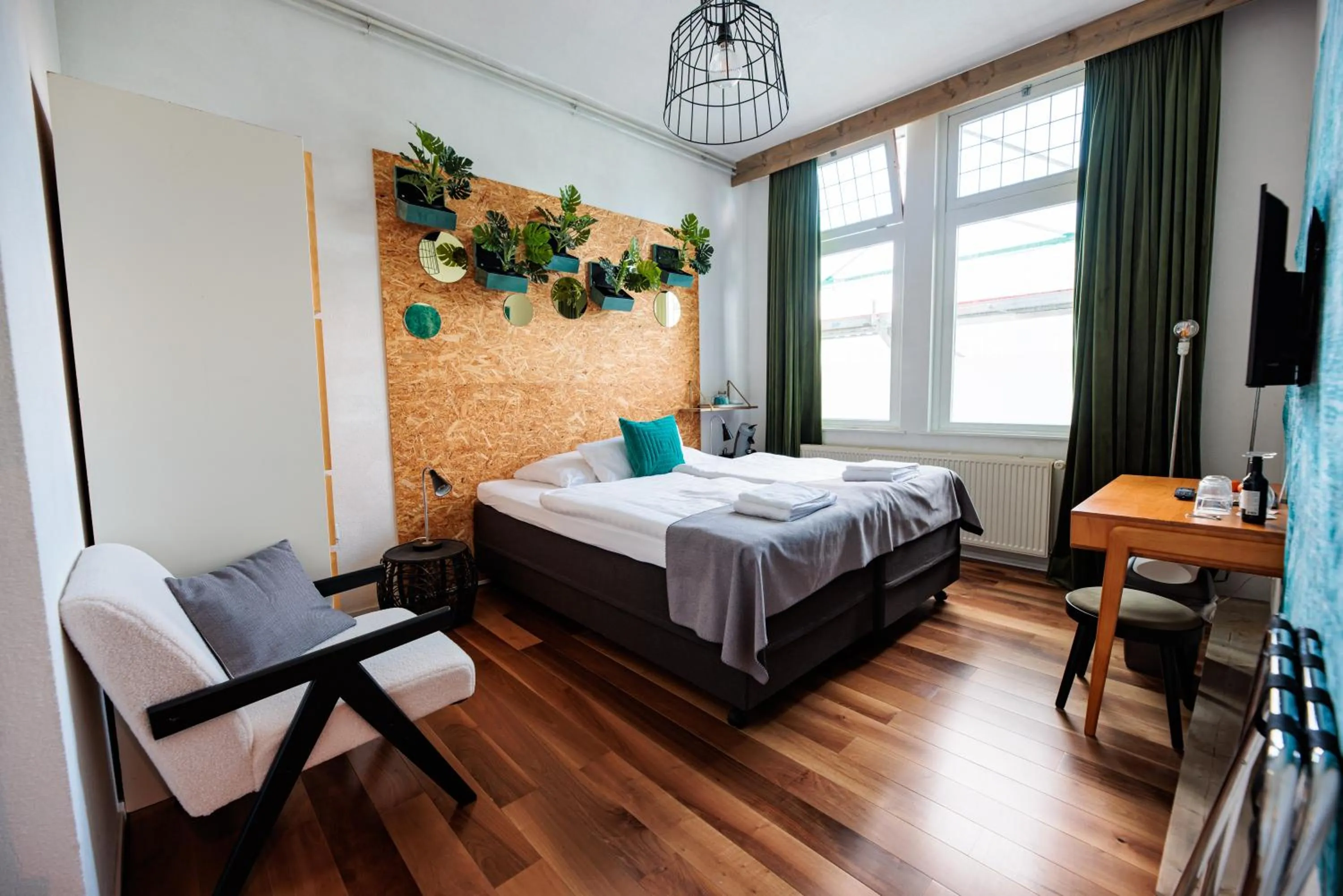 Bedroom, Bed in Hotel Auberge Nassau