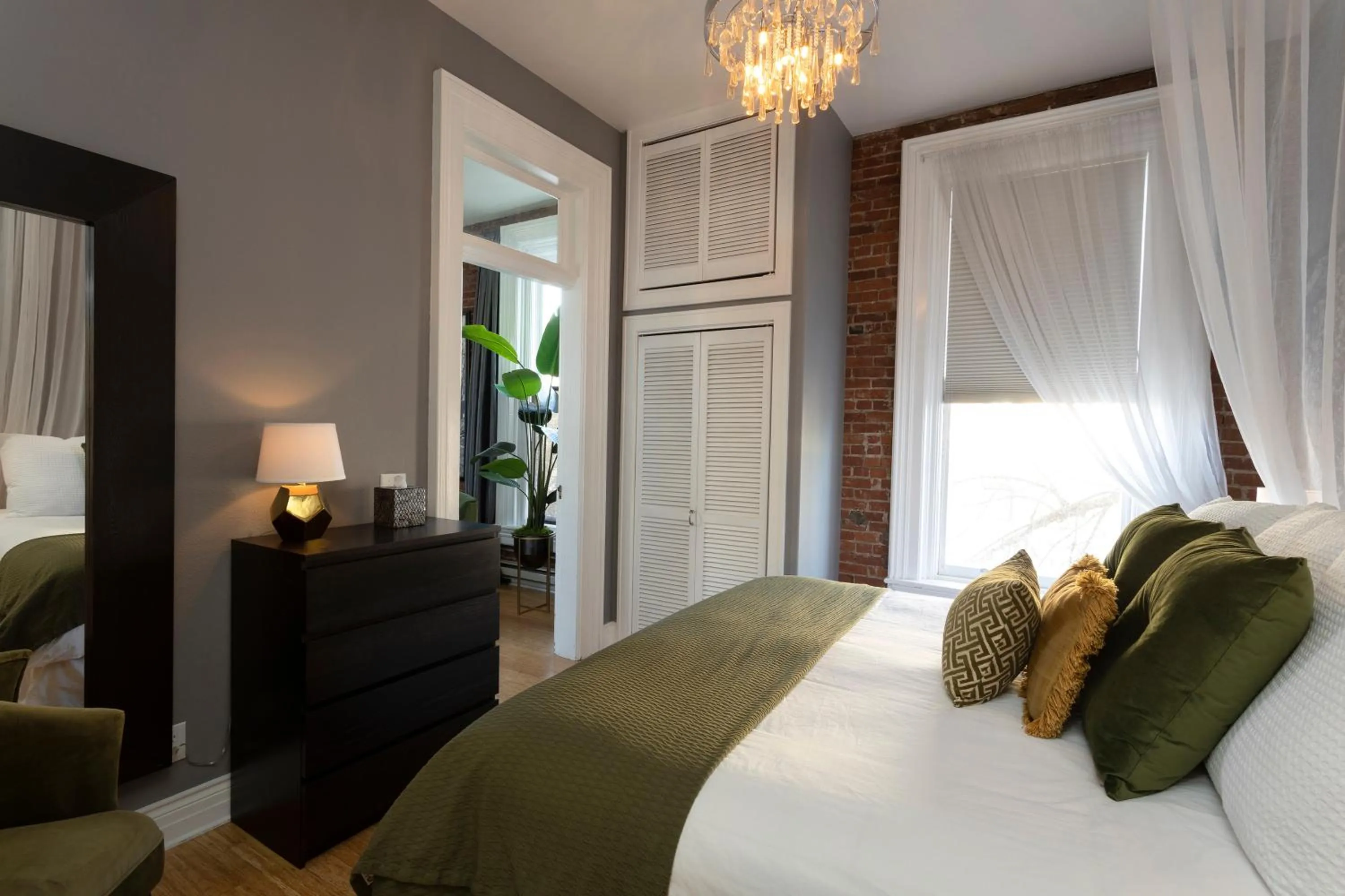 Bedroom, Bed in 3rd Street Flats