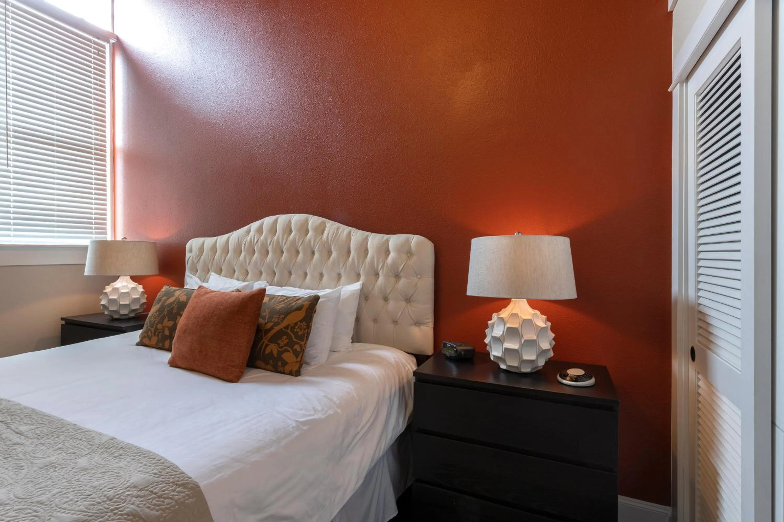 Bedroom, Bed in 3rd Street Flats