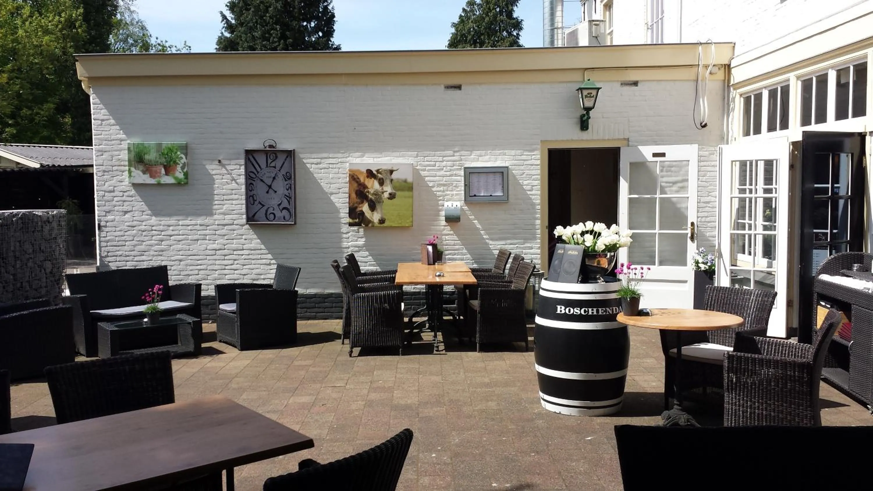 Patio in Hotel Restaurant Het Witte Paard