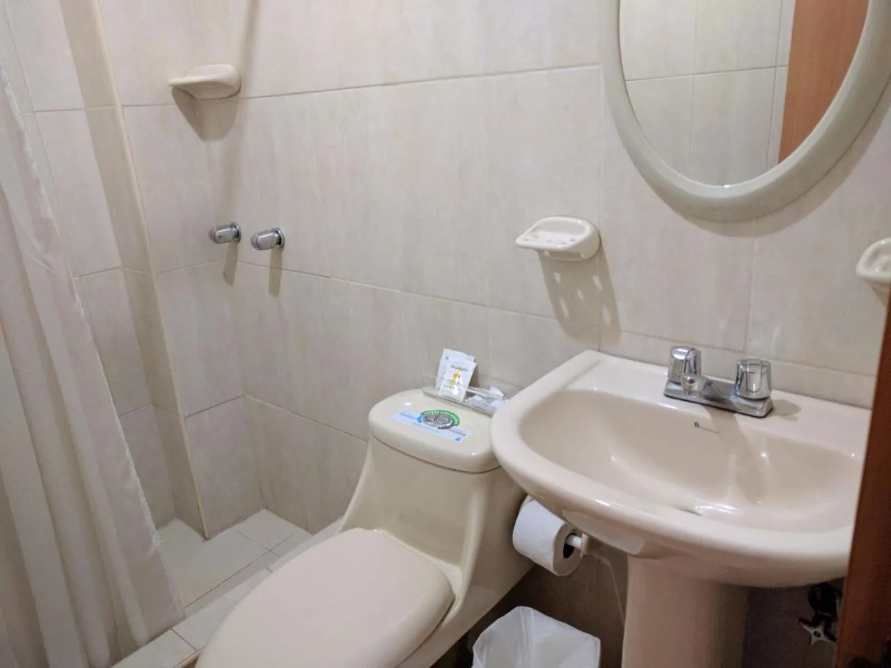 Bathroom in Hotel Mileto
